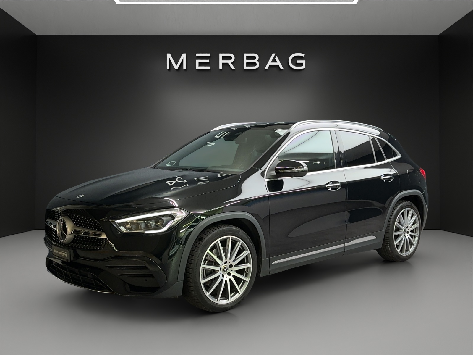 MERCEDES-BENZ GLA 250 AMG Line 4Matic