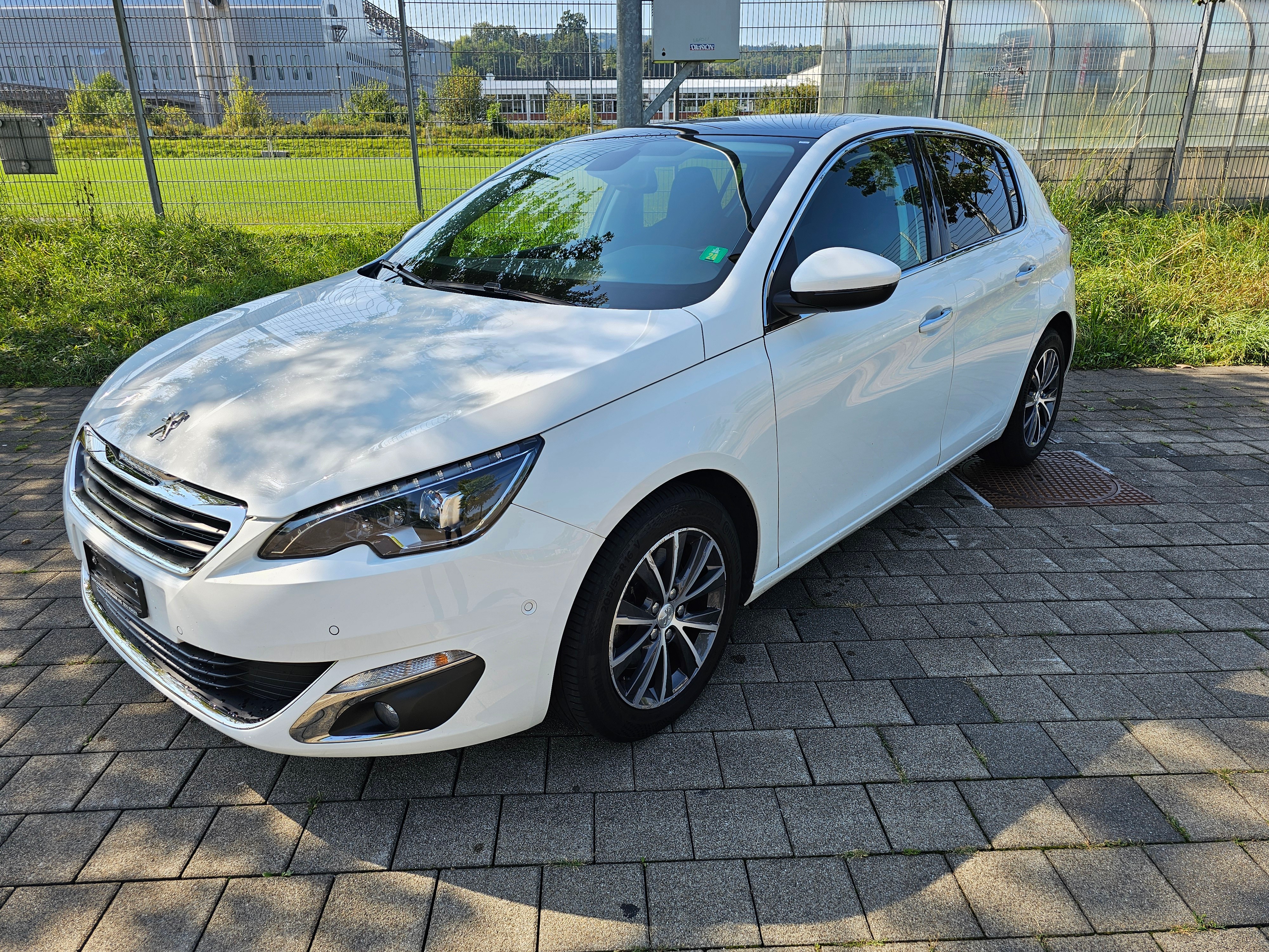 PEUGEOT 308 1.6 THP Allure