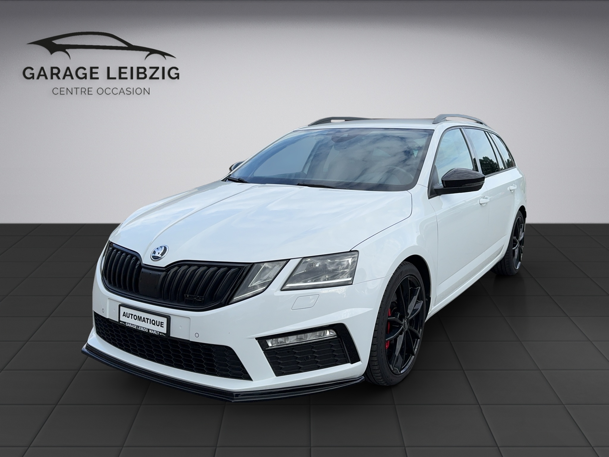 SKODA Octavia Combi 2.0 TSI 245 RS DSG