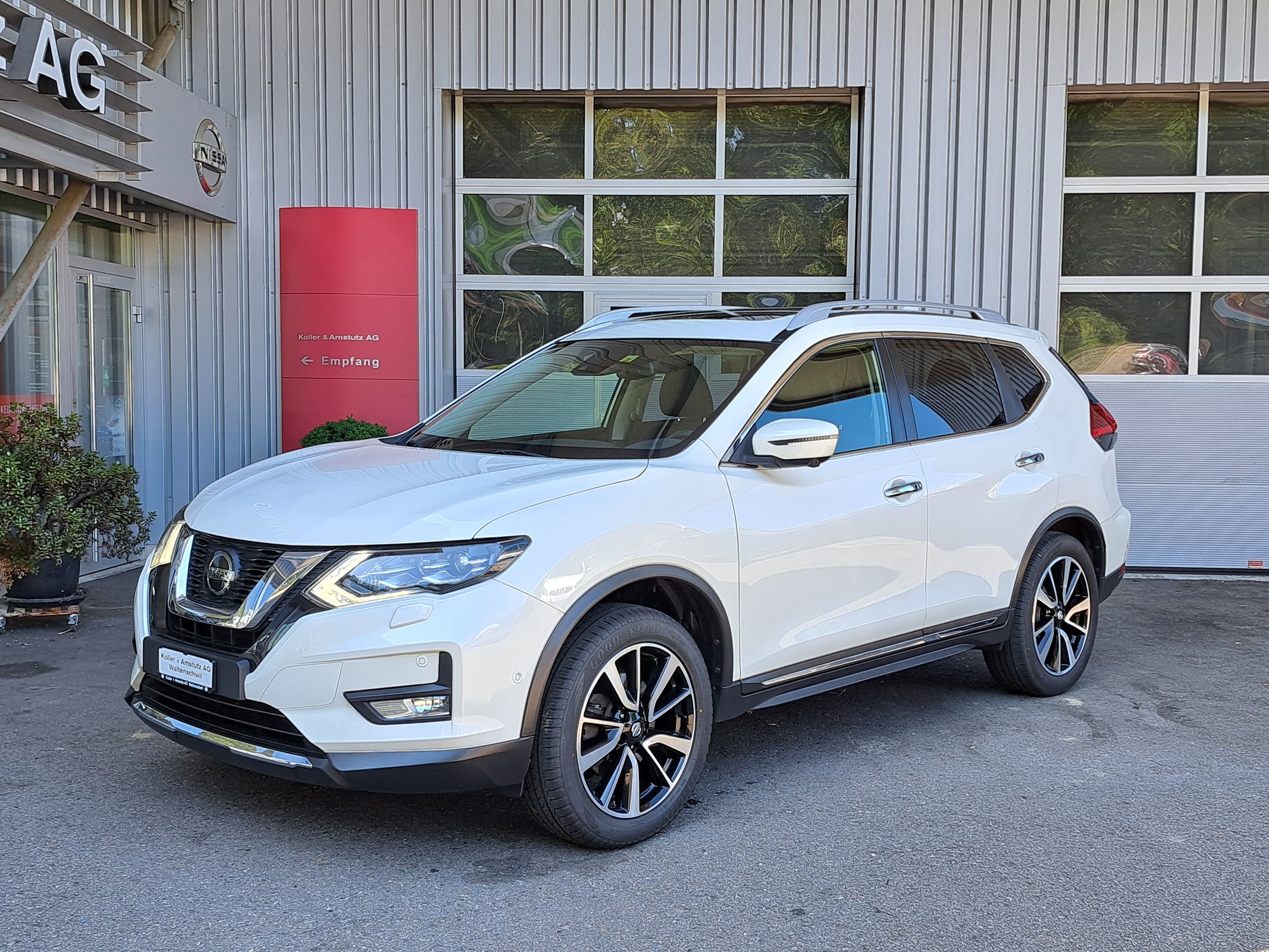 NISSAN X-Trail 1.3 DIG-T Tekna DCT