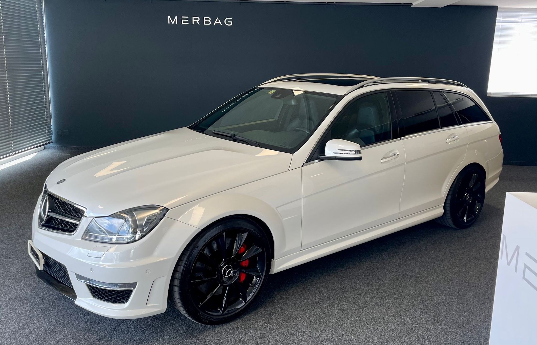 MERCEDES-BENZ C 63 AMG Avantgarde Speedshift MCT