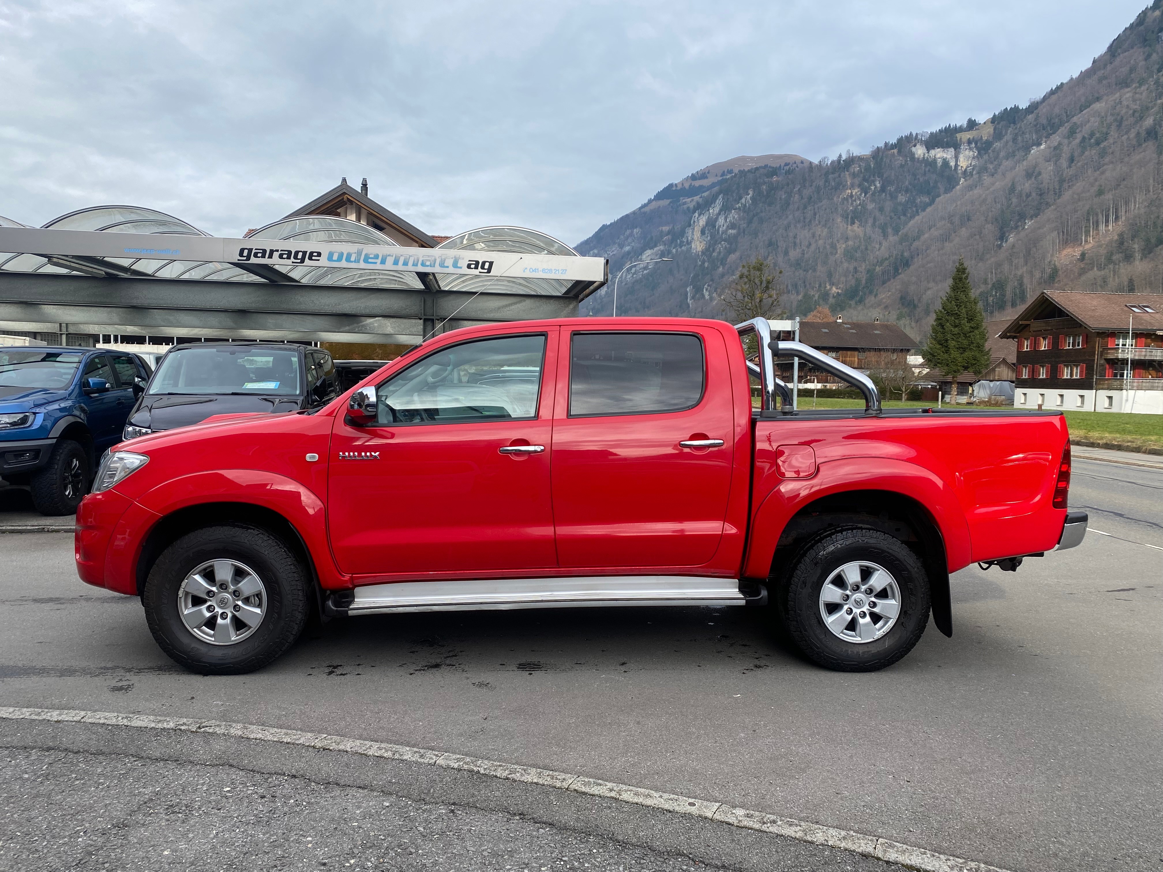 TOYOTA Hilux 4x4 DoubleCab LineaSol Premium