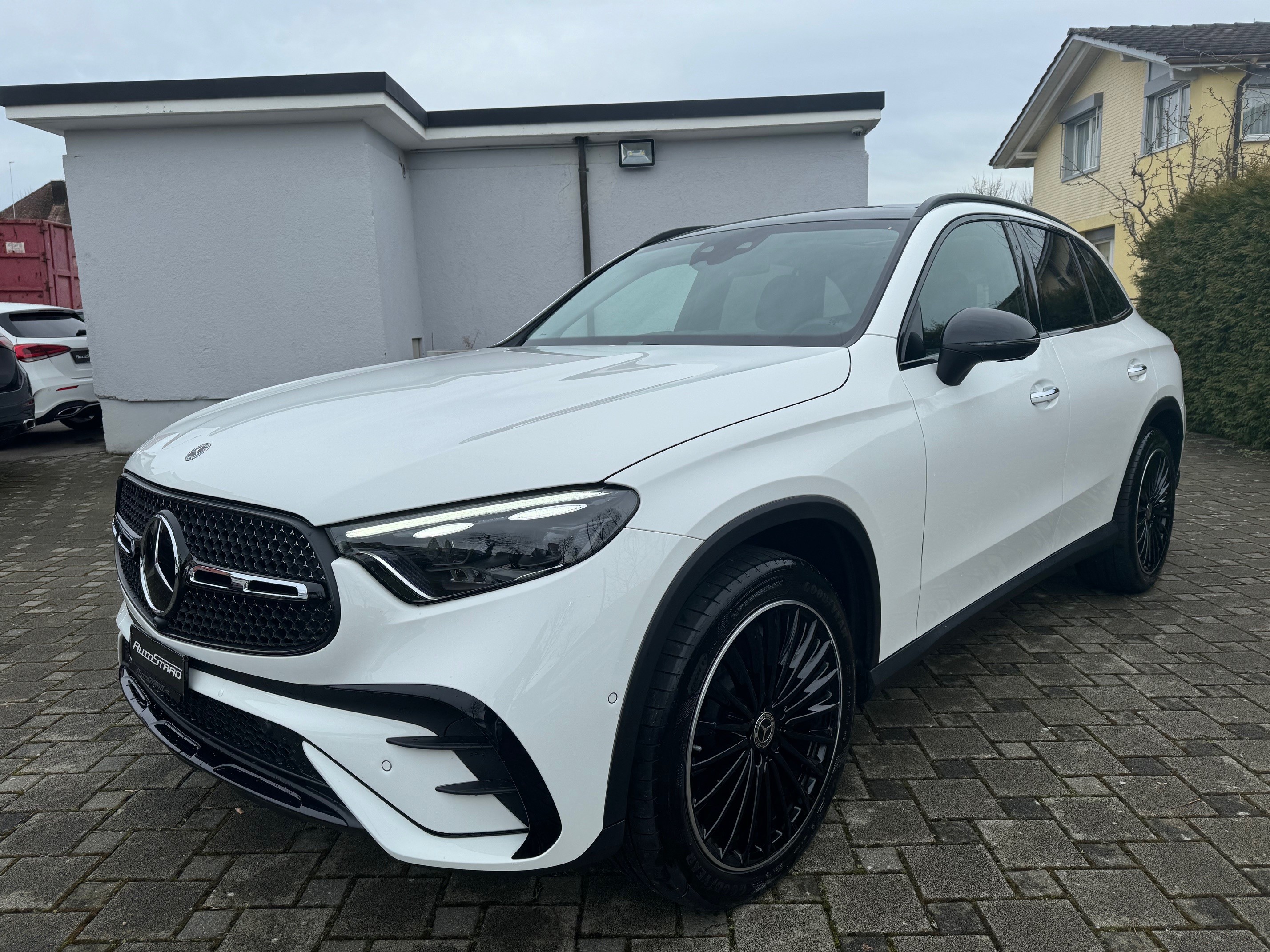 MERCEDES-BENZ GLC 220 d AMG Line 4Matic 9G-Tronic