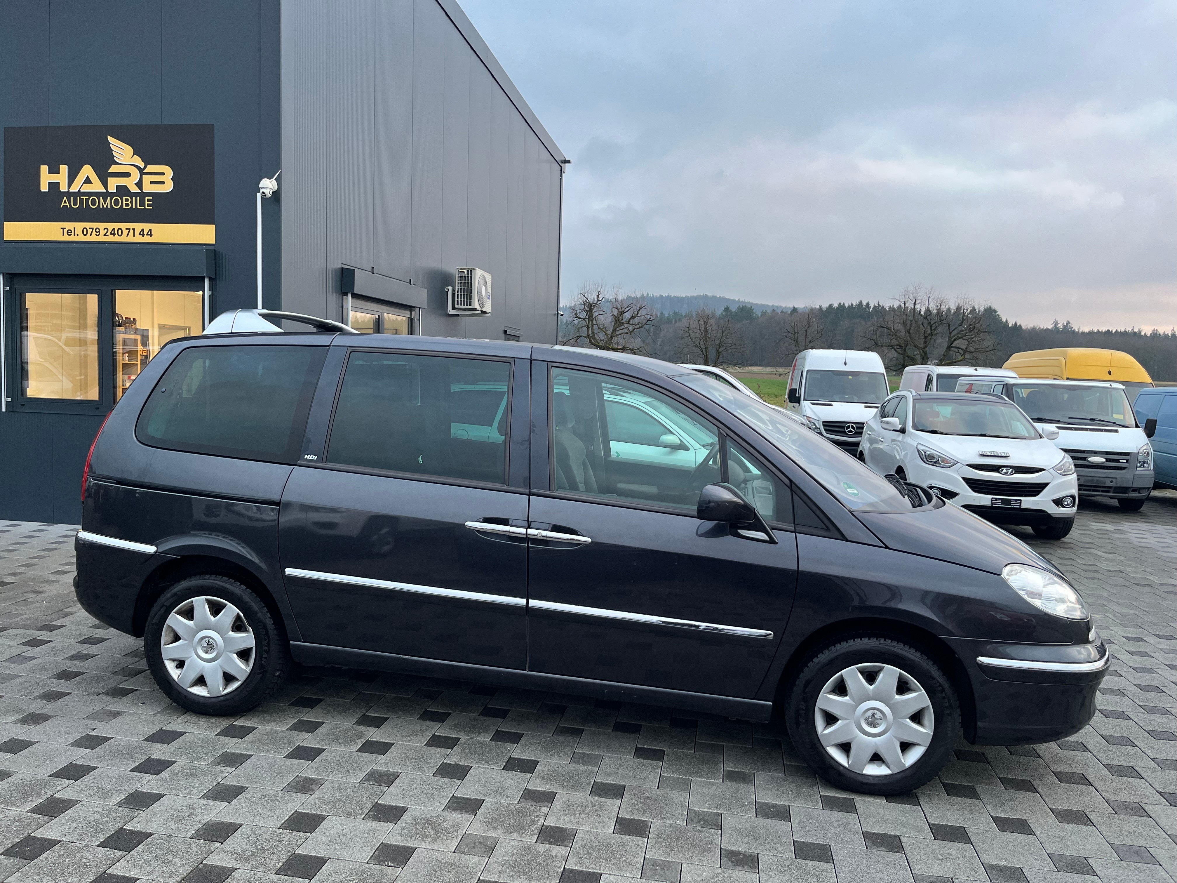 PEUGEOT 807 2.0 16V HDi (ST) Family+