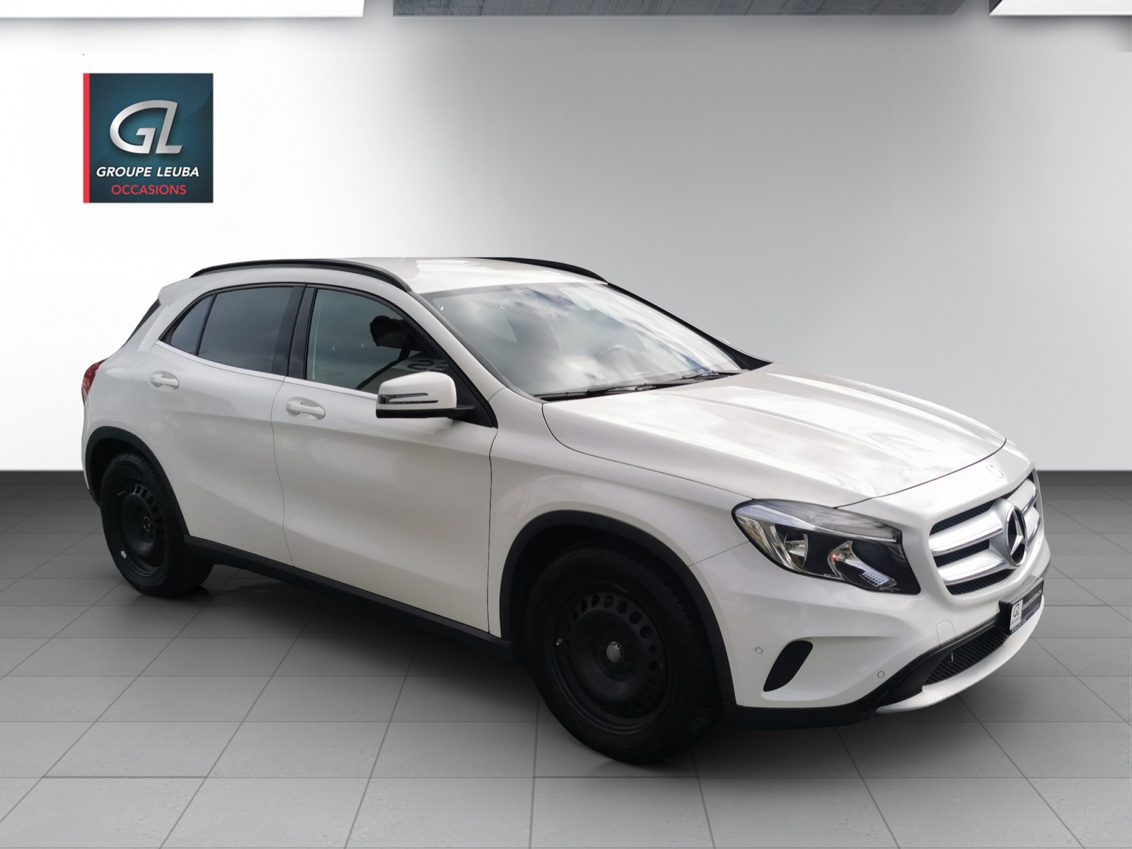 MERCEDES-BENZ GLA 250 Style 4Matic