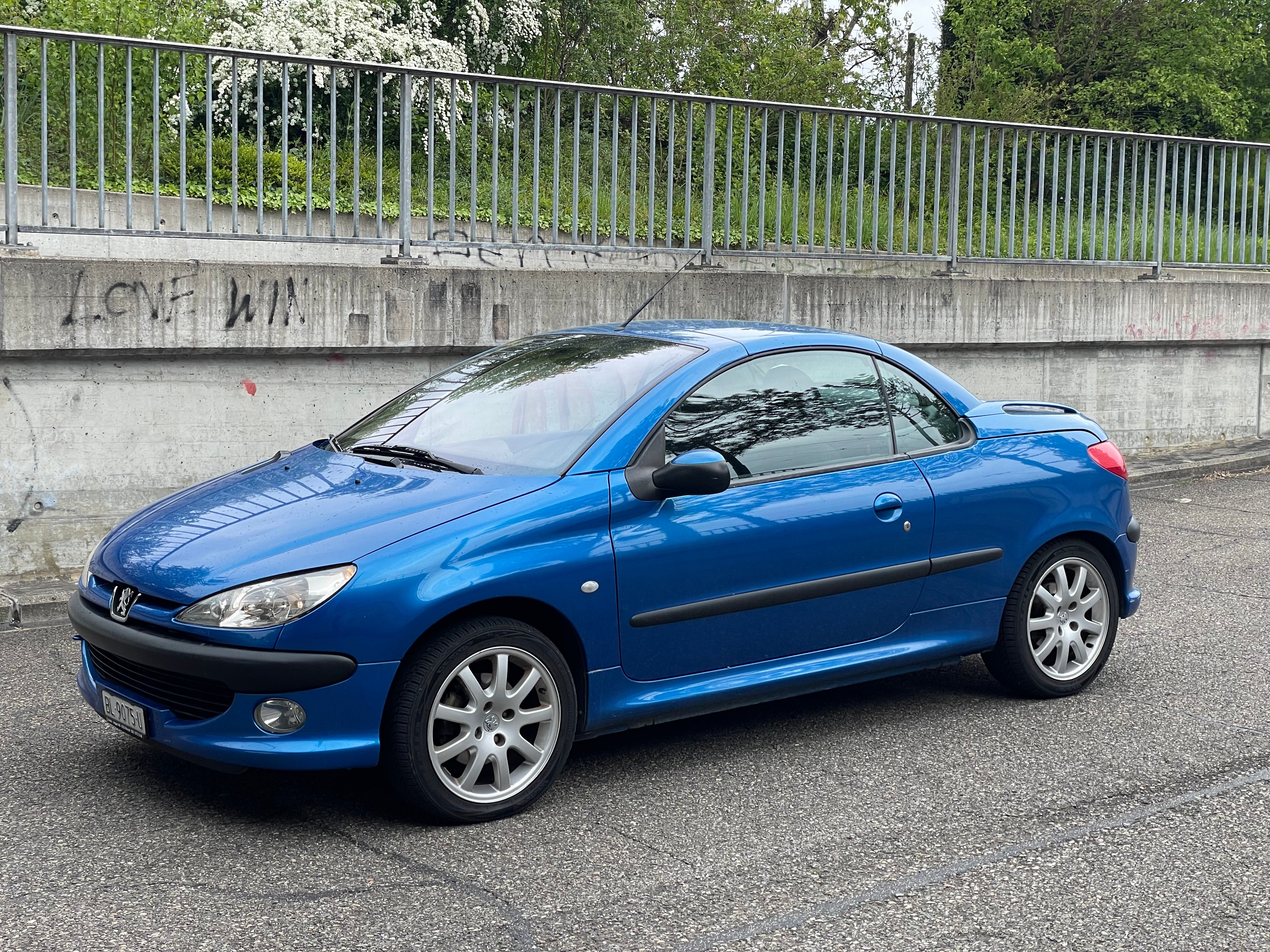 PEUGEOT 206 CC 2.0 16V