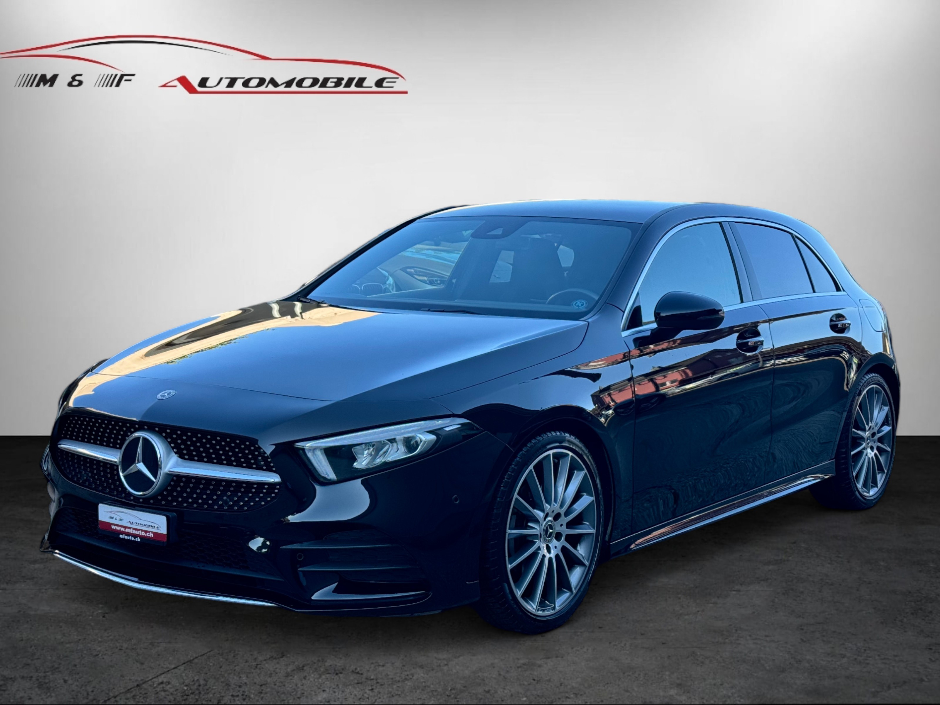 MERCEDES-BENZ A 250 AMG Line 4m