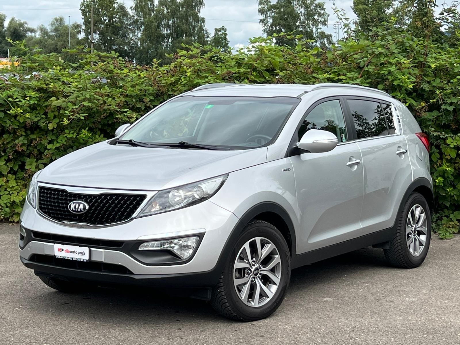 KIA Sportage 2.0 CRDi Trend 4WD Automatic *CH-Fahrzeug*