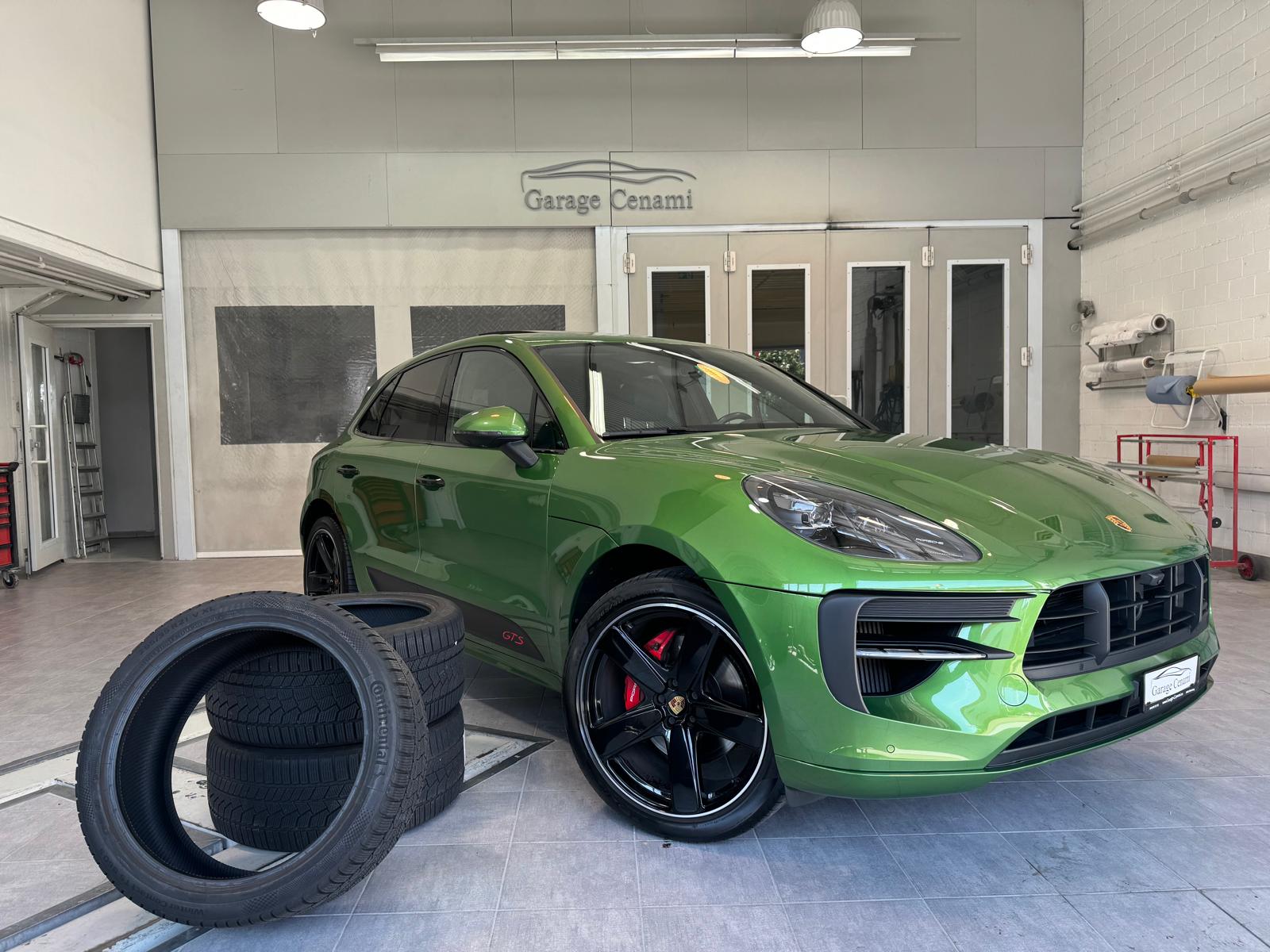 PORSCHE Macan GTS PDK