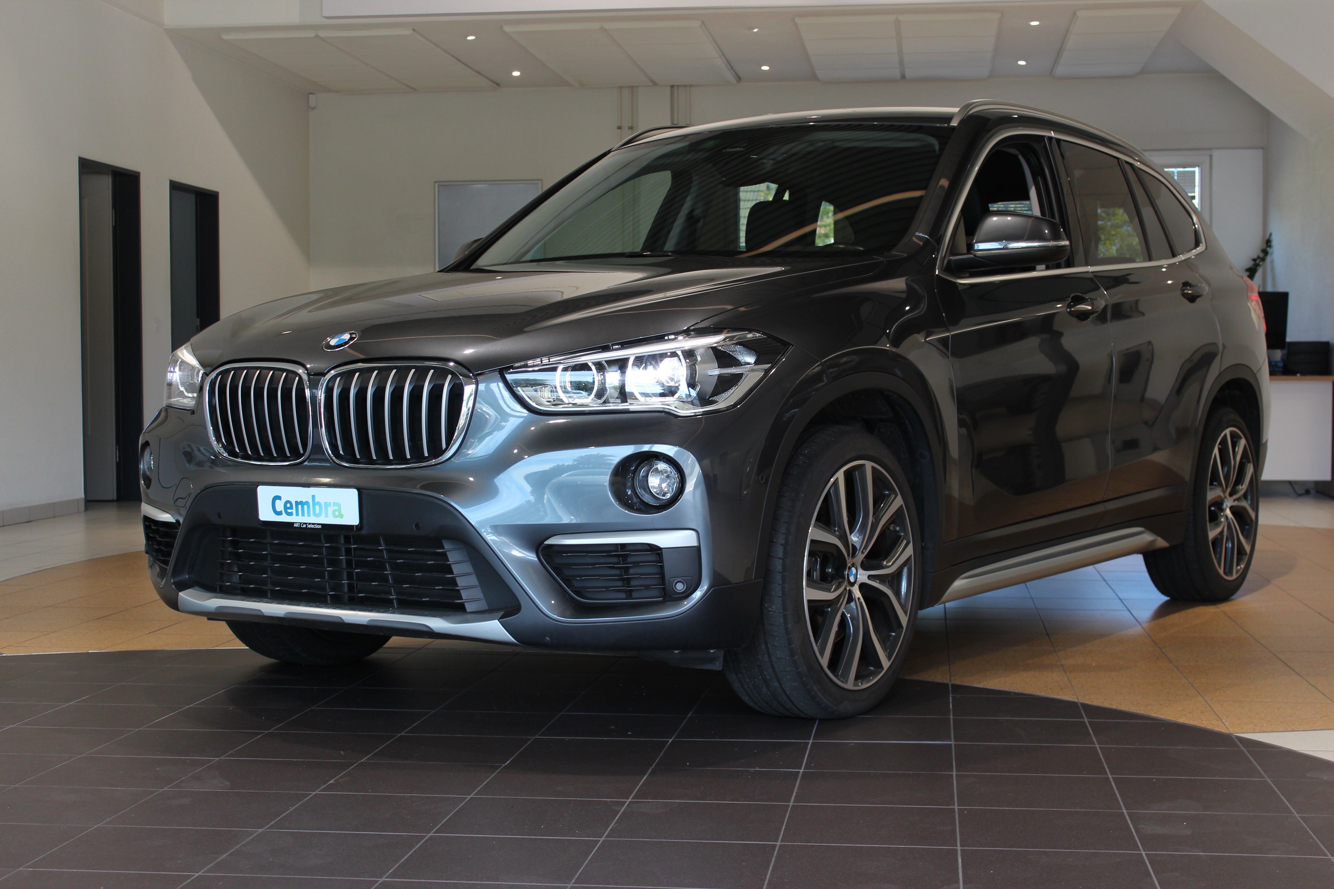 BMW X1 xDrive 20i xLine Steptronic