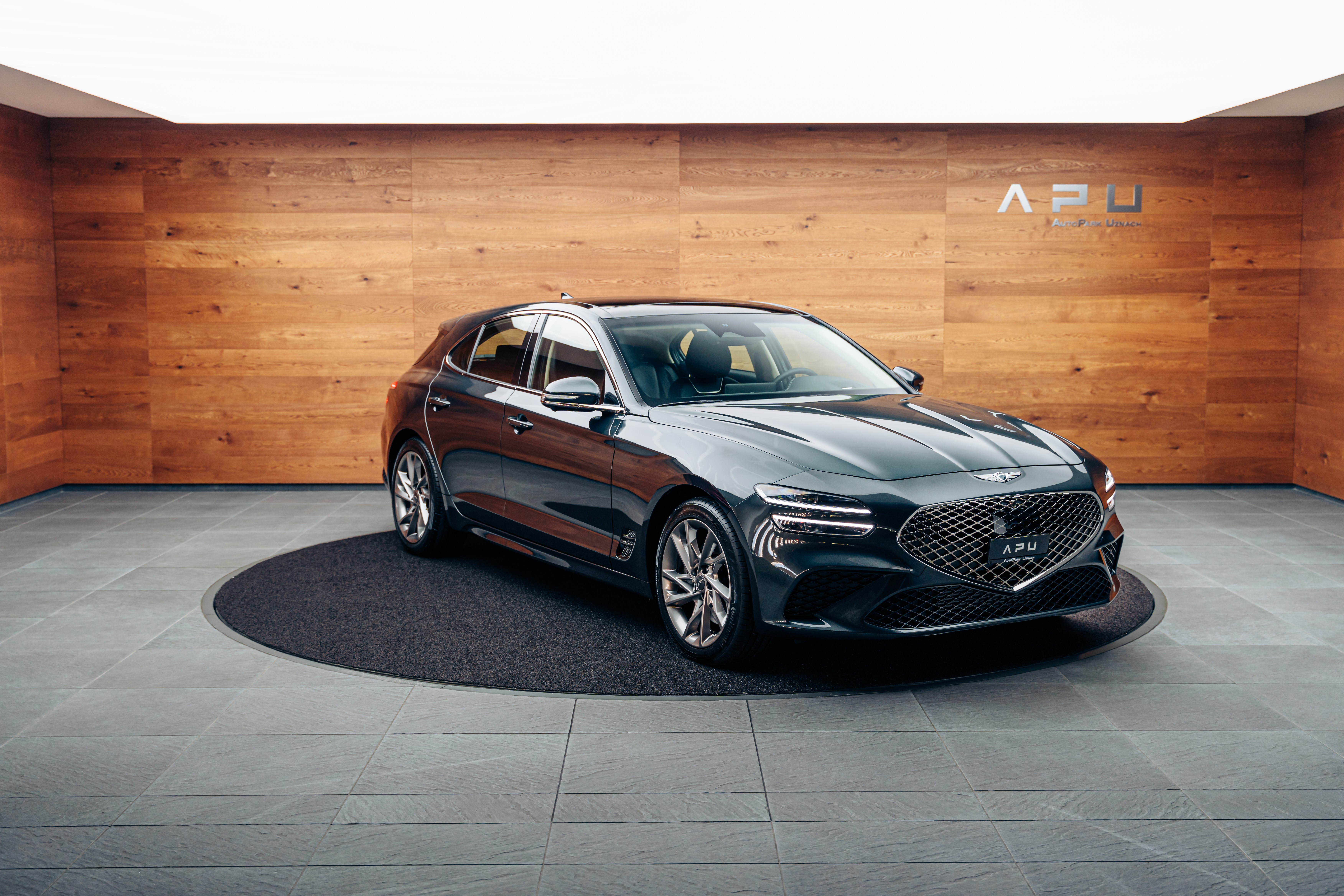 GENESIS G70 Shooting Brake 2.0 T Plus Luxus AT8 AWD