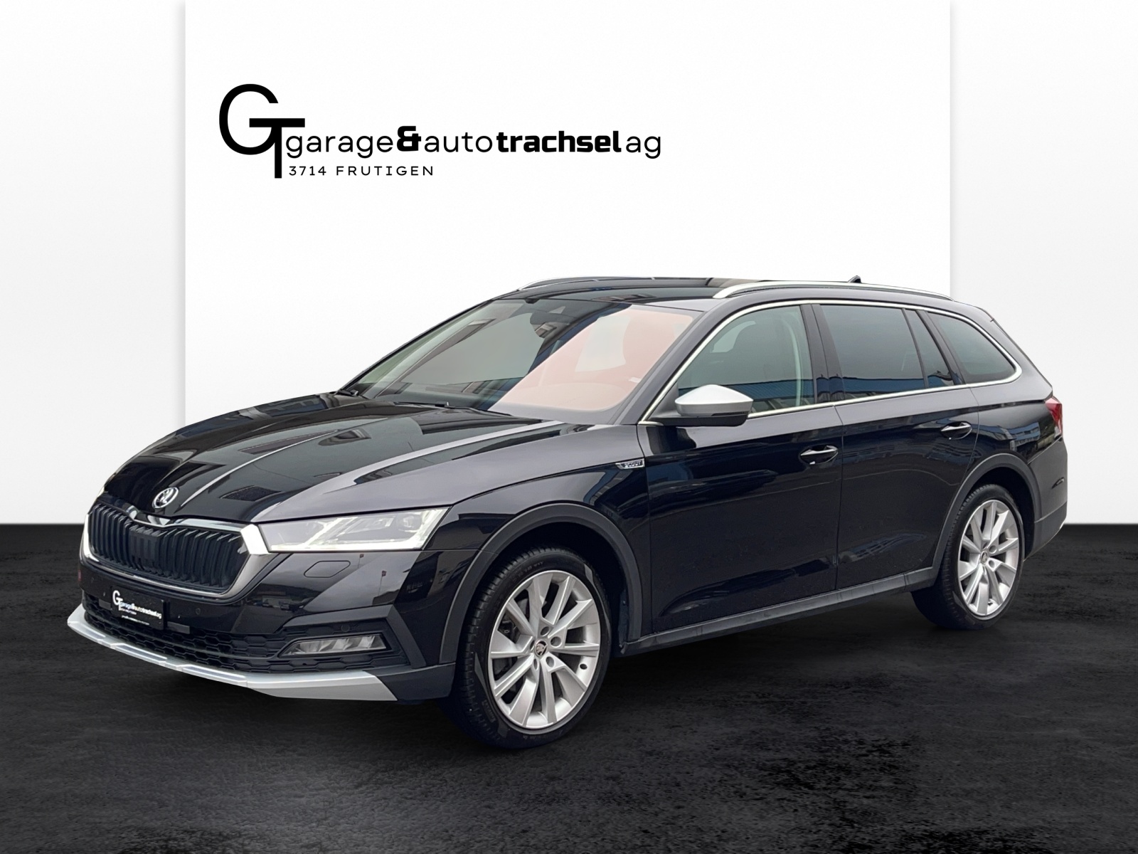 SKODA Octavia Combi 2.0 TSI DSG Scout 4x4