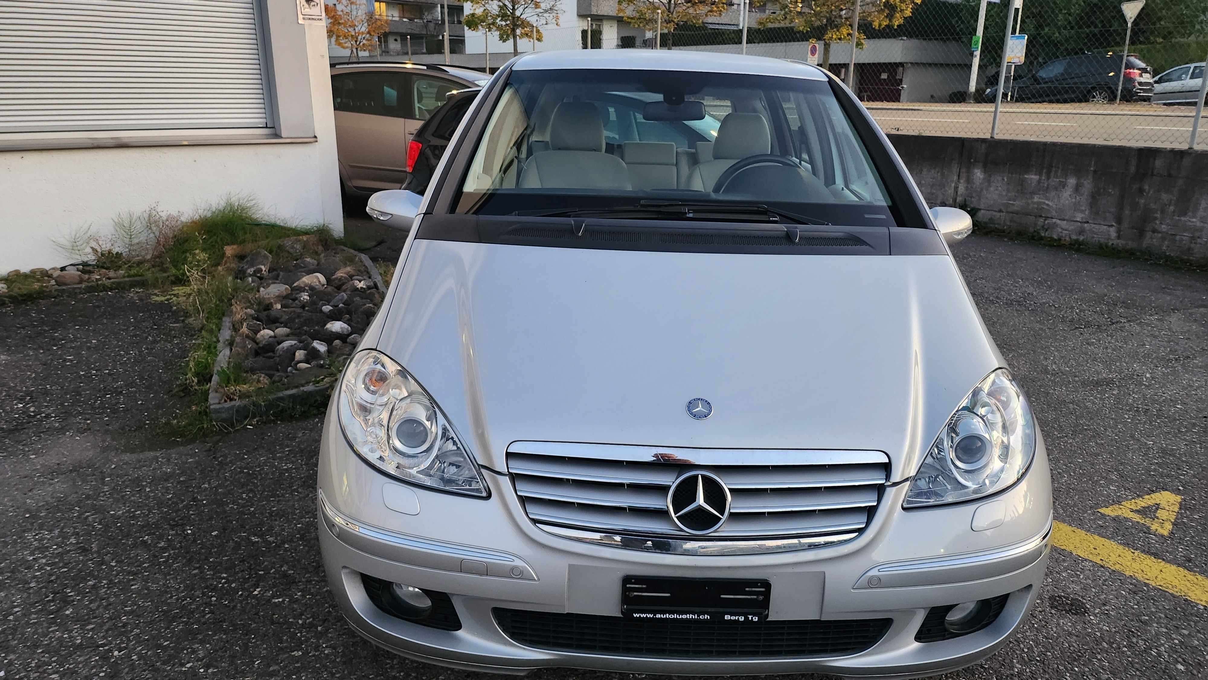 MERCEDES-BENZ A 200 Elégance