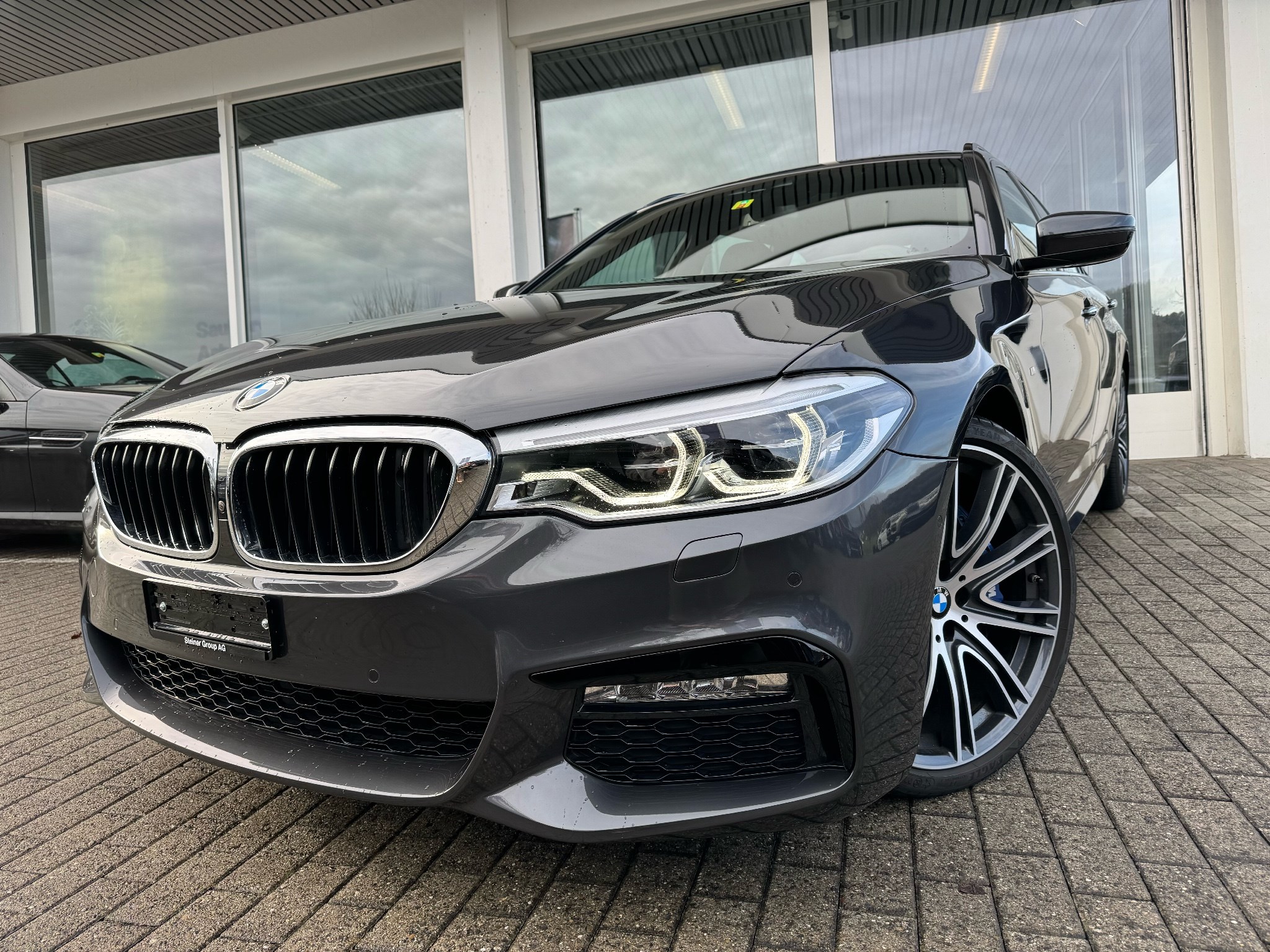 BMW 530d xDrive Touring Steptronic