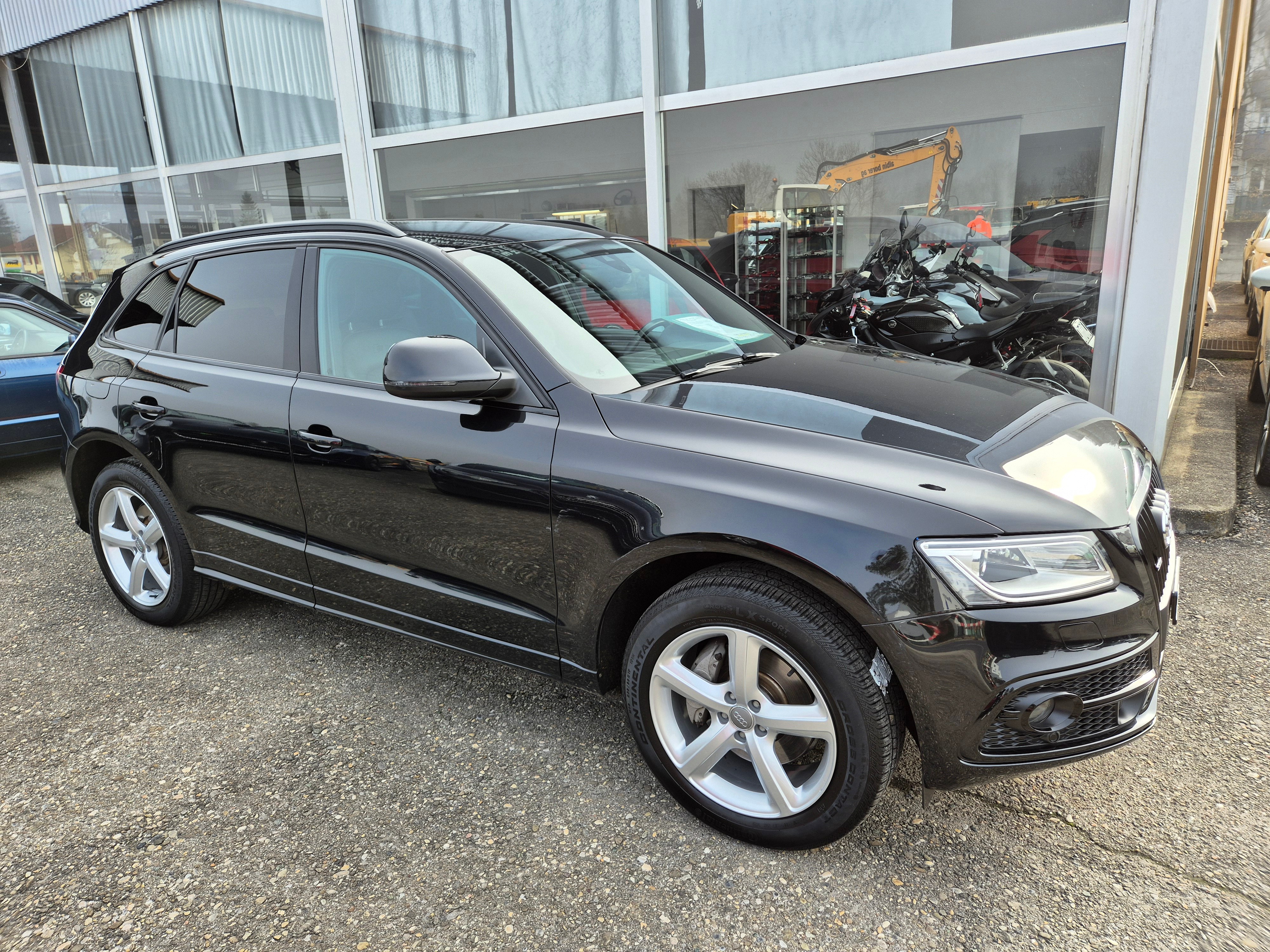 AUDI Q5 3.0 TDI quattro S-tronic S-Line