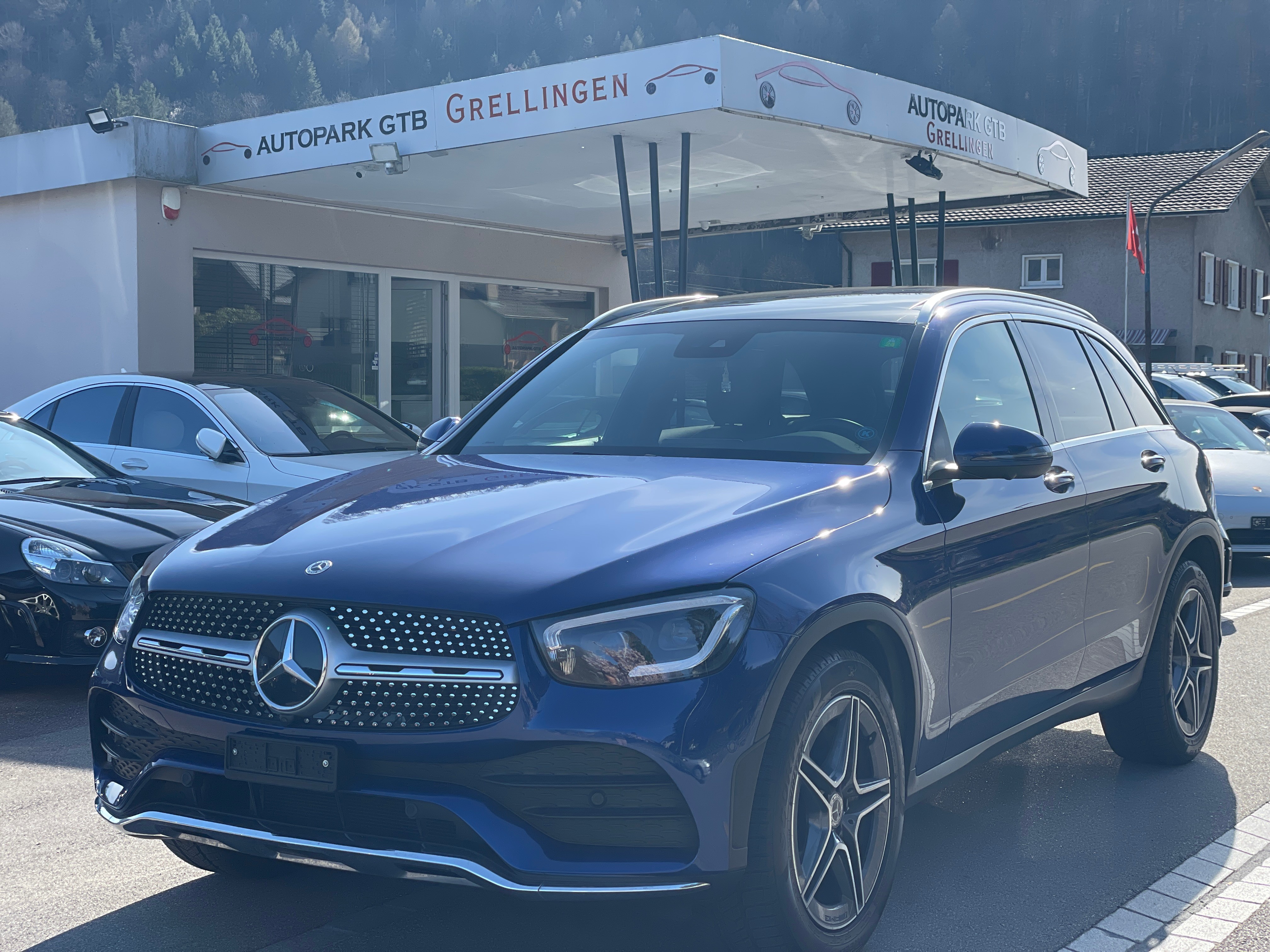 MERCEDES-BENZ GLC 220 d AMG Line 4Matic 9G-Tronic