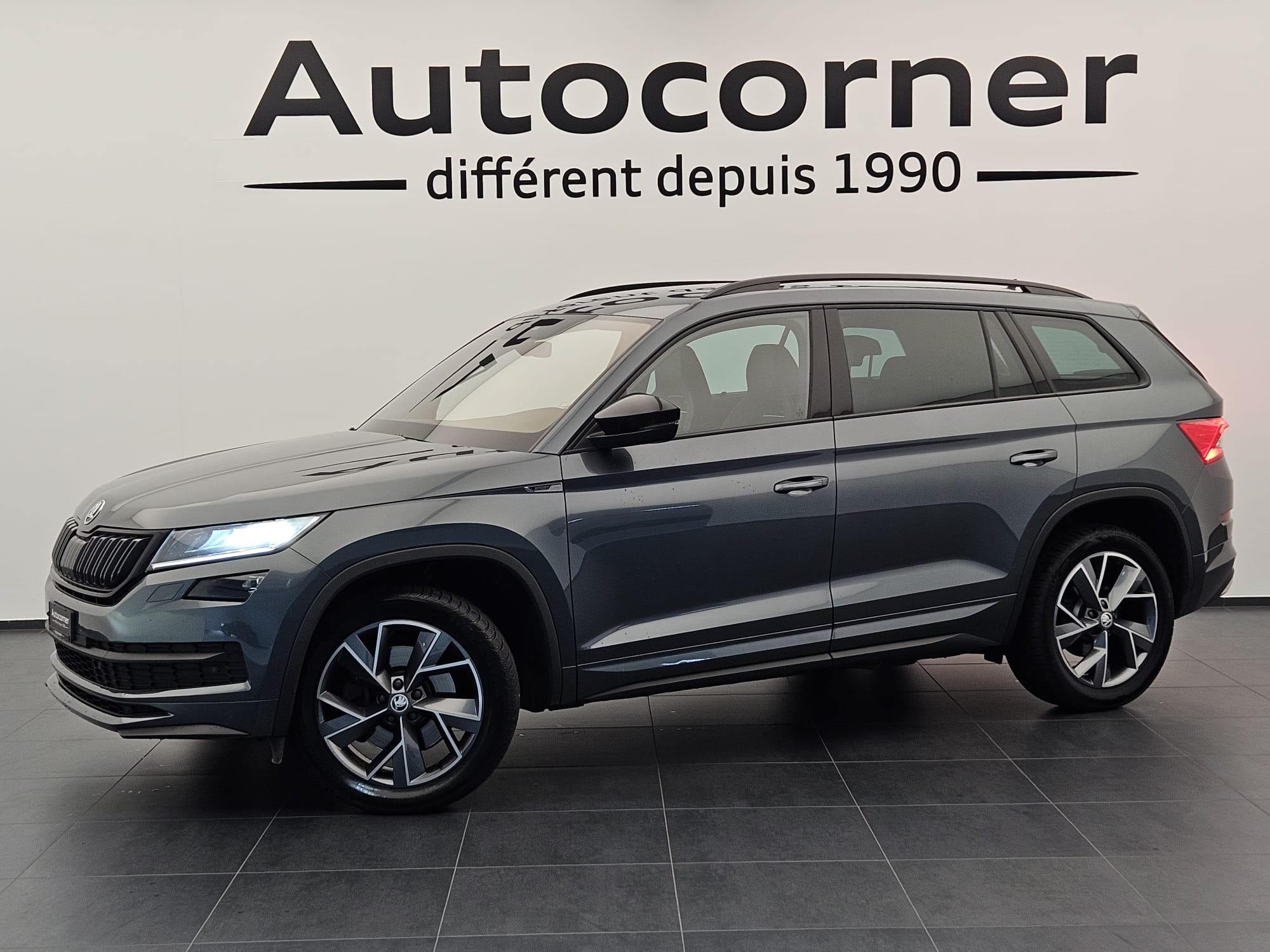 SKODA Kodiaq 2.0 TSI 4x4 Sport Line