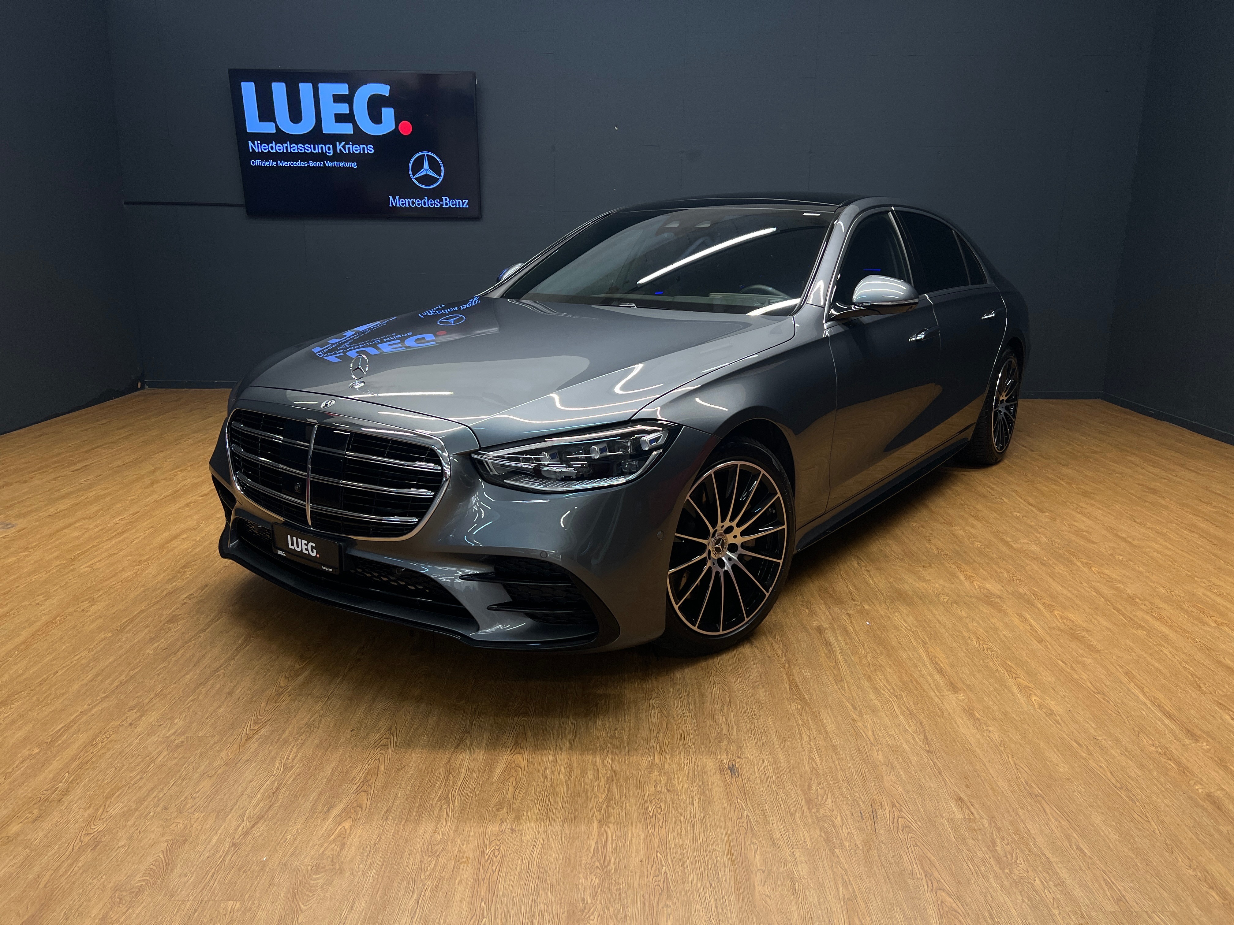 MERCEDES-BENZ S 400 d L AMG - 360 Grad Kamera / DISTRONIC / AIRMATIC