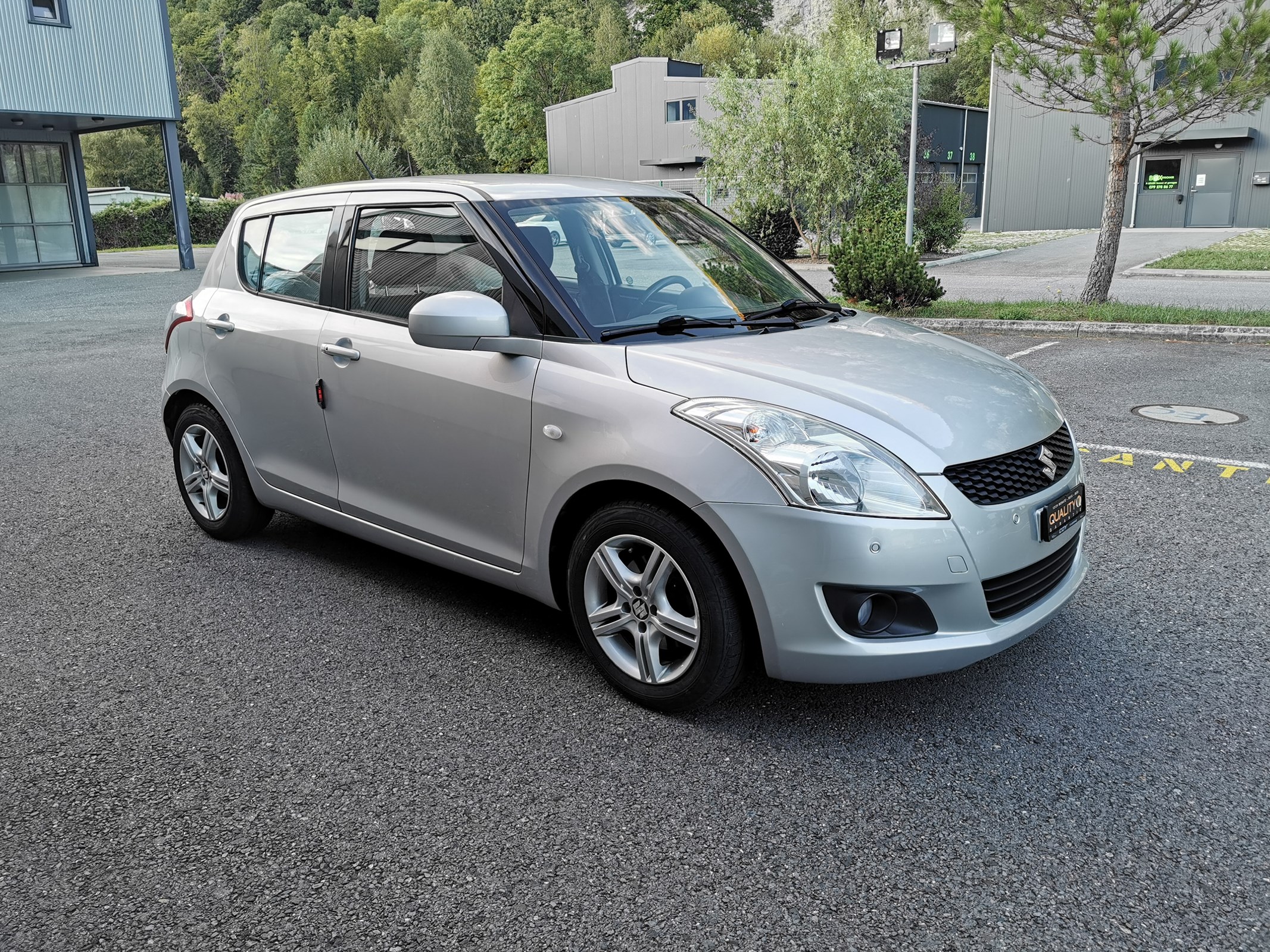 SUZUKI Swift 1.2i 16V GL Top