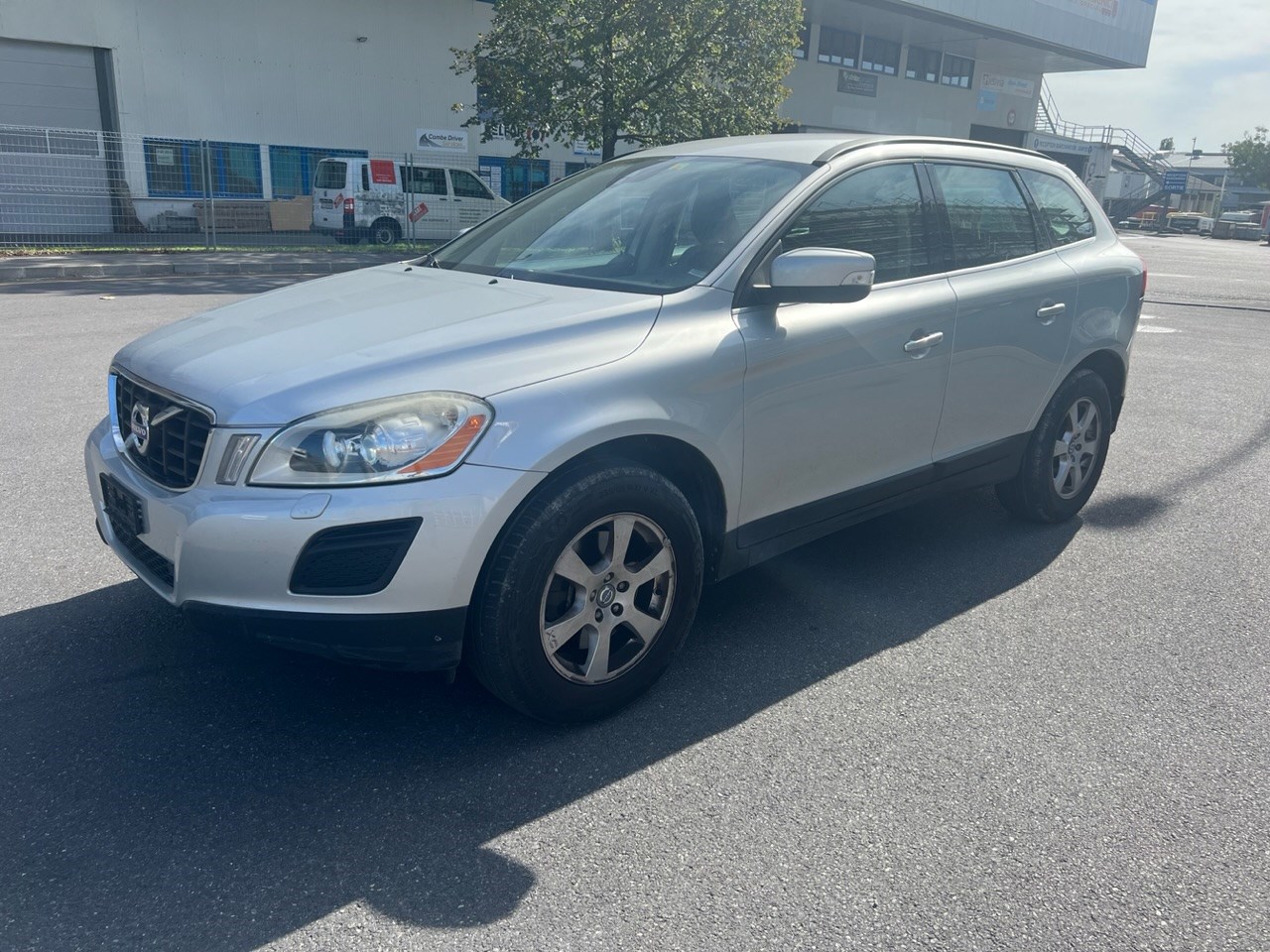 VOLVO XC60 D5 AWD Momentum Geartronic