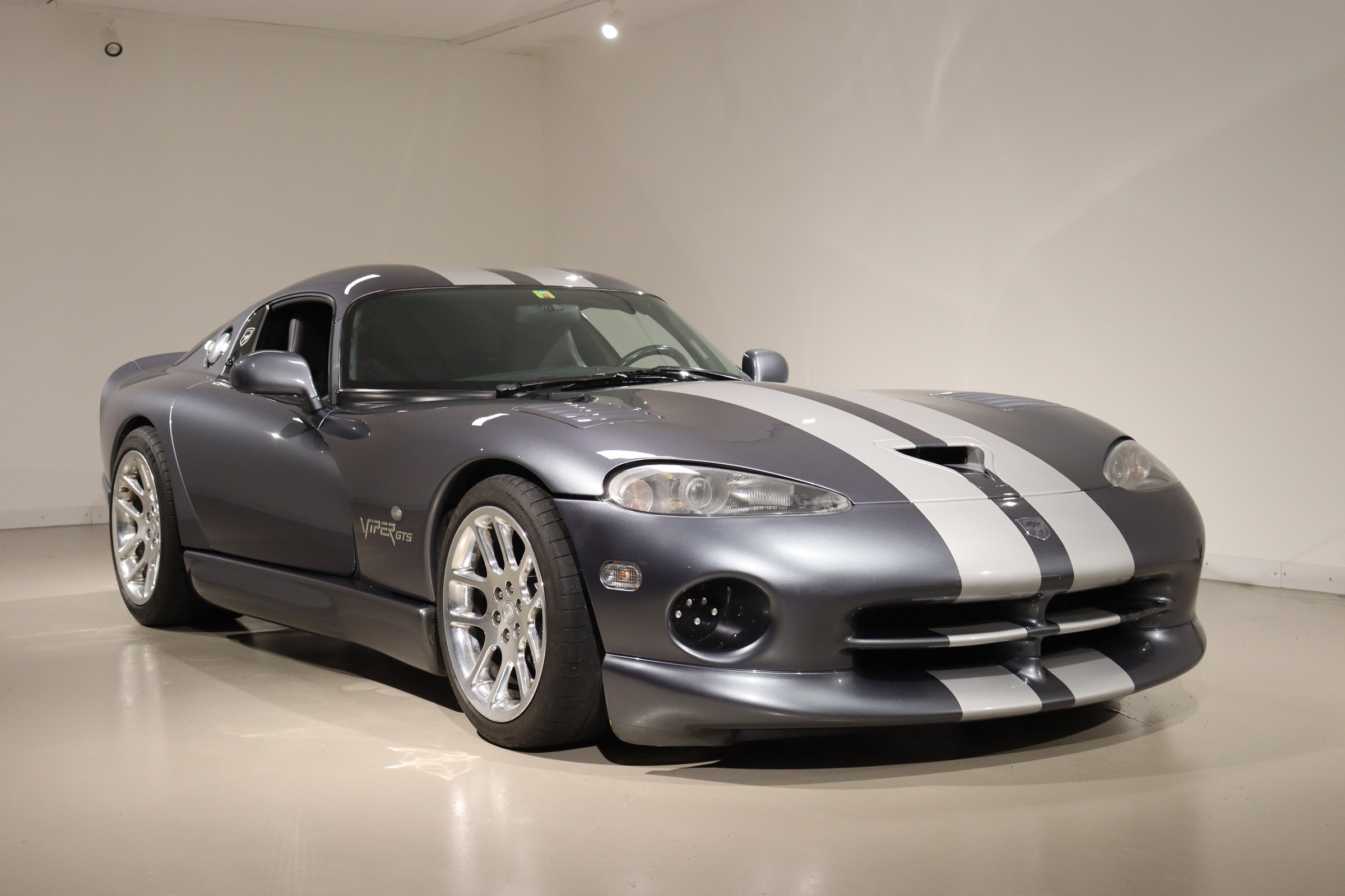 CHRYSLER Viper GTS