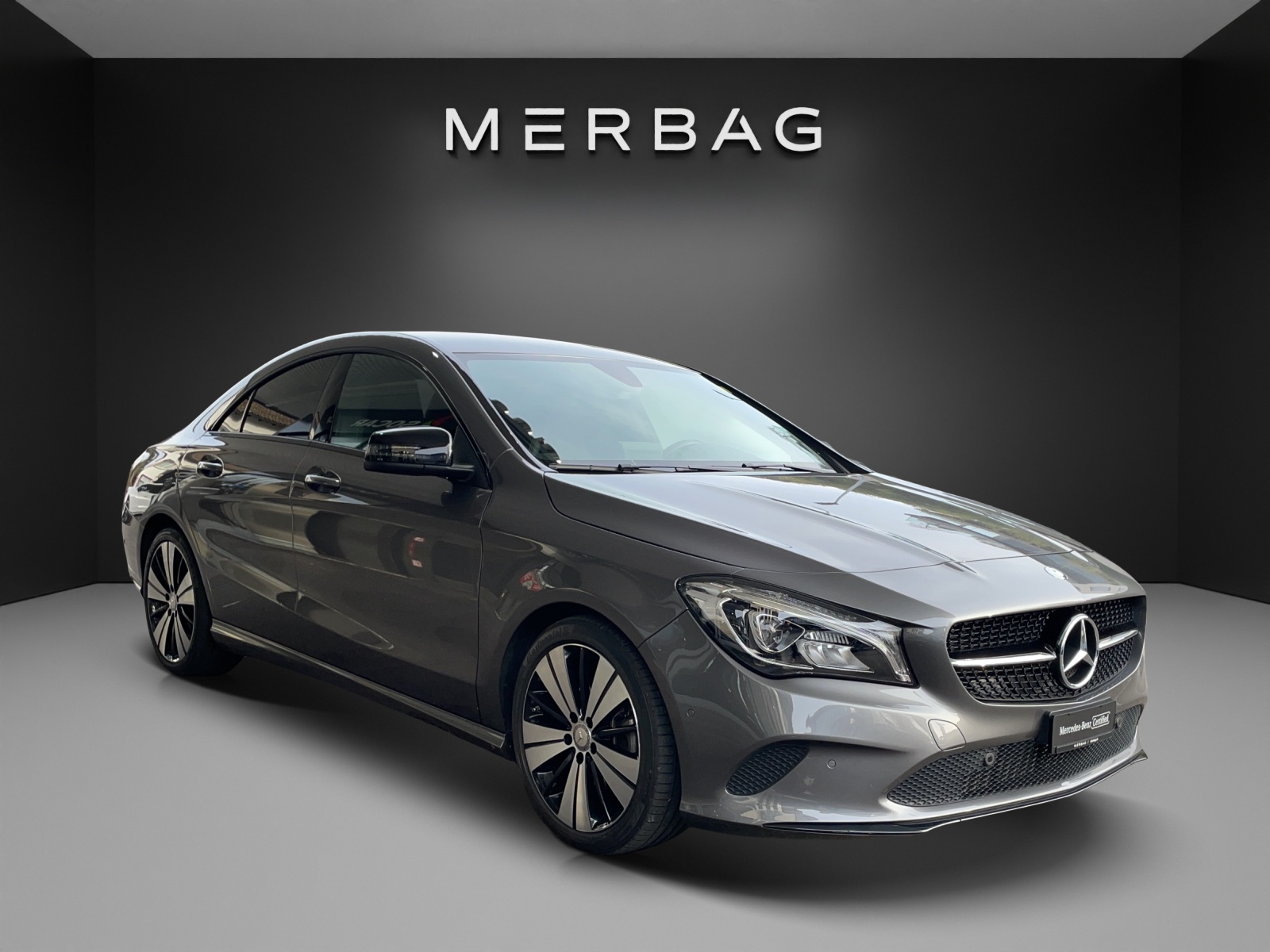 MERCEDES-BENZ CLA 200 Night Star 7G-DCT