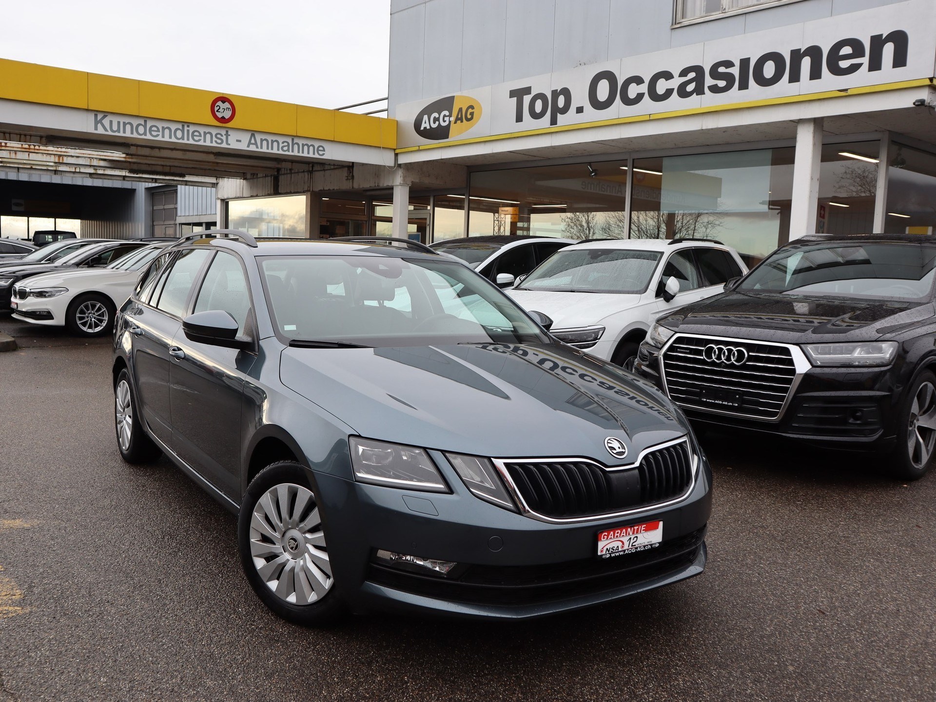 SKODA Octavia Combi 1.8 TSI Ambition 4x4 DSG ** Teil-Leder ** Abstandsregelsystem ** Navi mit RF-Kamera*