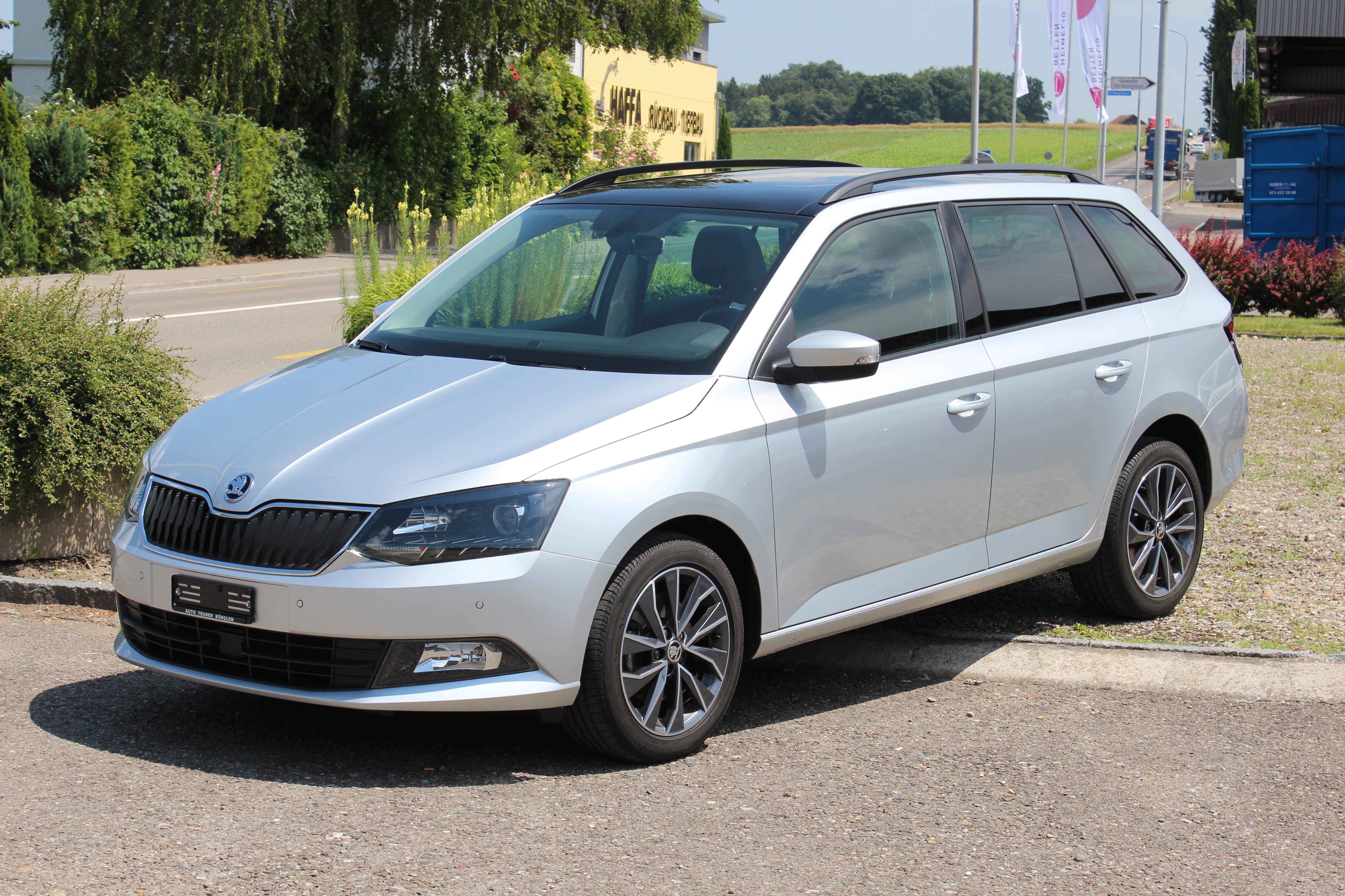 SKODA Fabia 1.0 TSI Ambition DSG