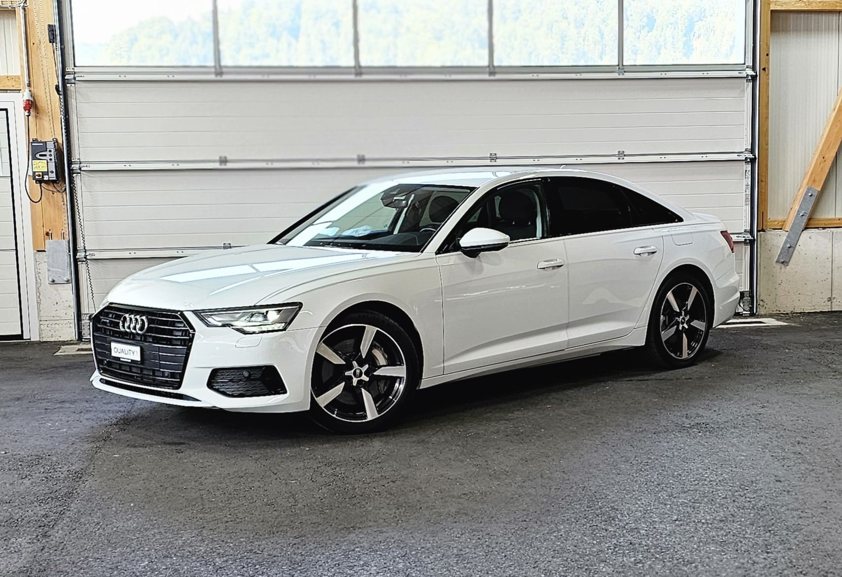 AUDI A6 Avant 50 TFSIe Design quattro S-tronic