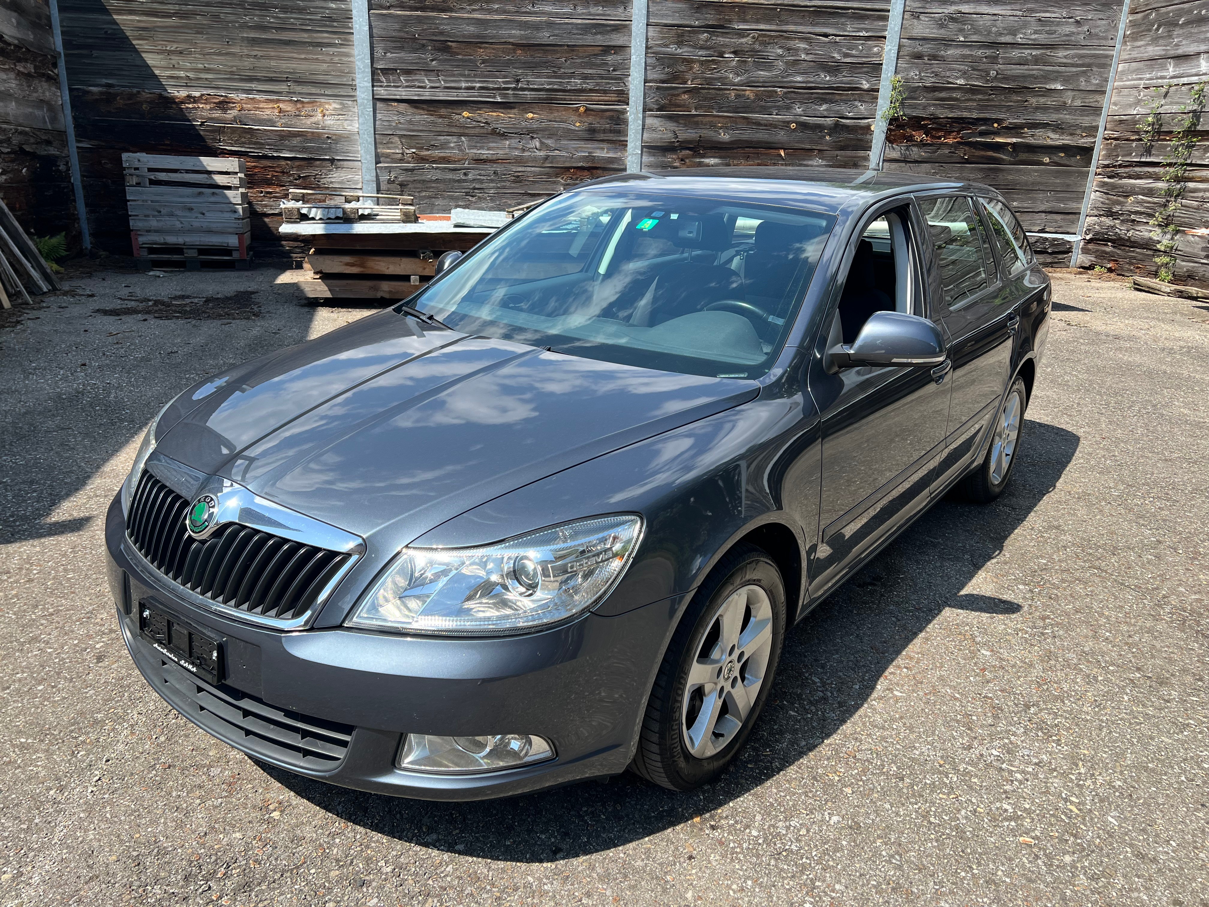 SKODA Octavia Combi 2.0 TDI Ambition 4x4 DSG