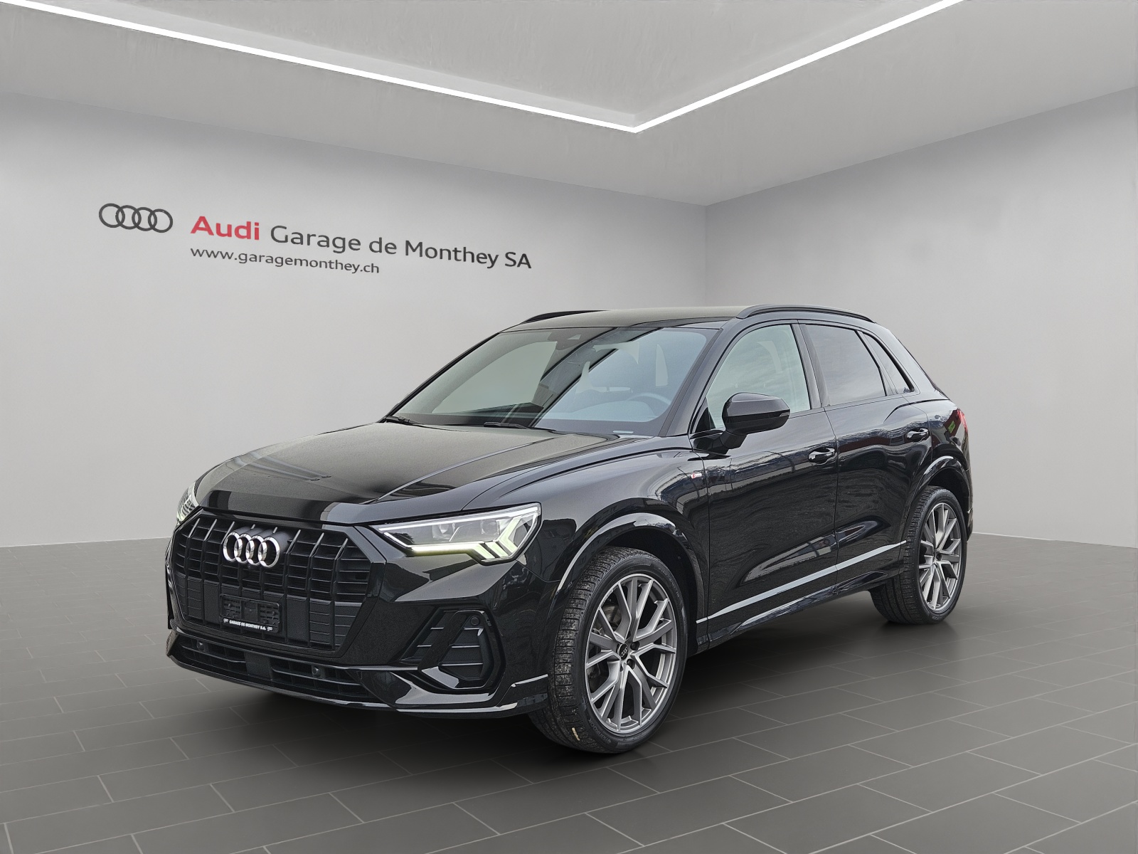 AUDI Q3 35 TFSI S line Attraction S-tronic