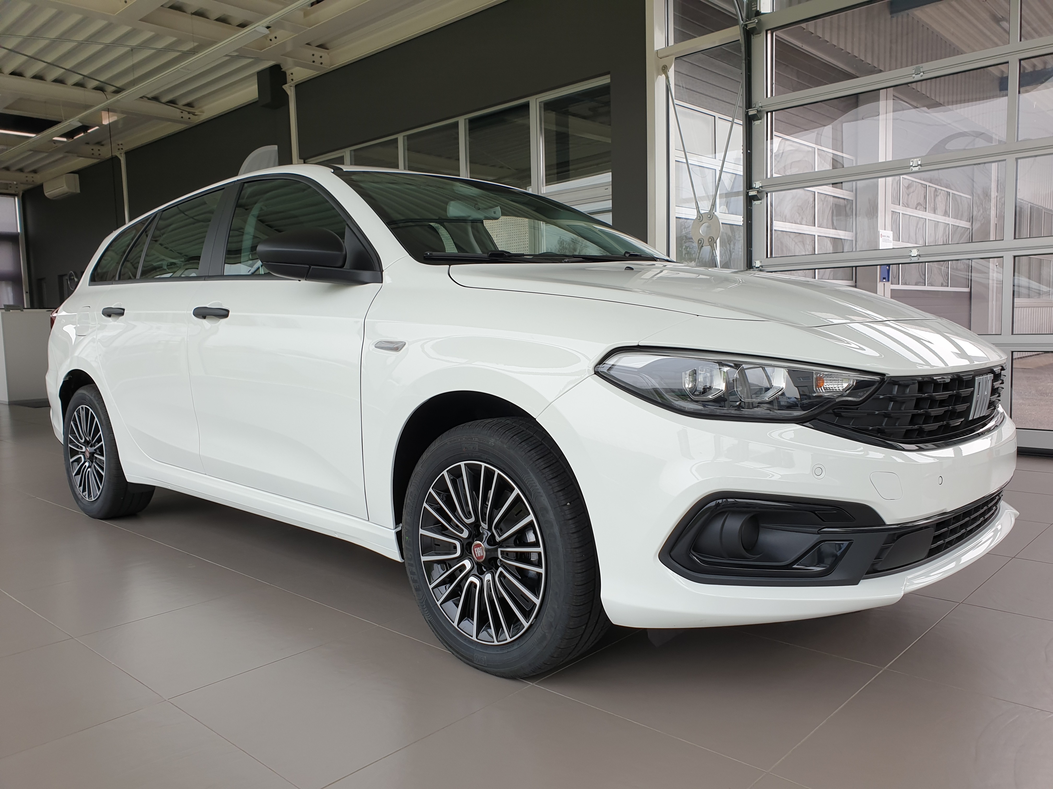 FIAT Tipo 1.5 Hybrid Station Wagon Cult