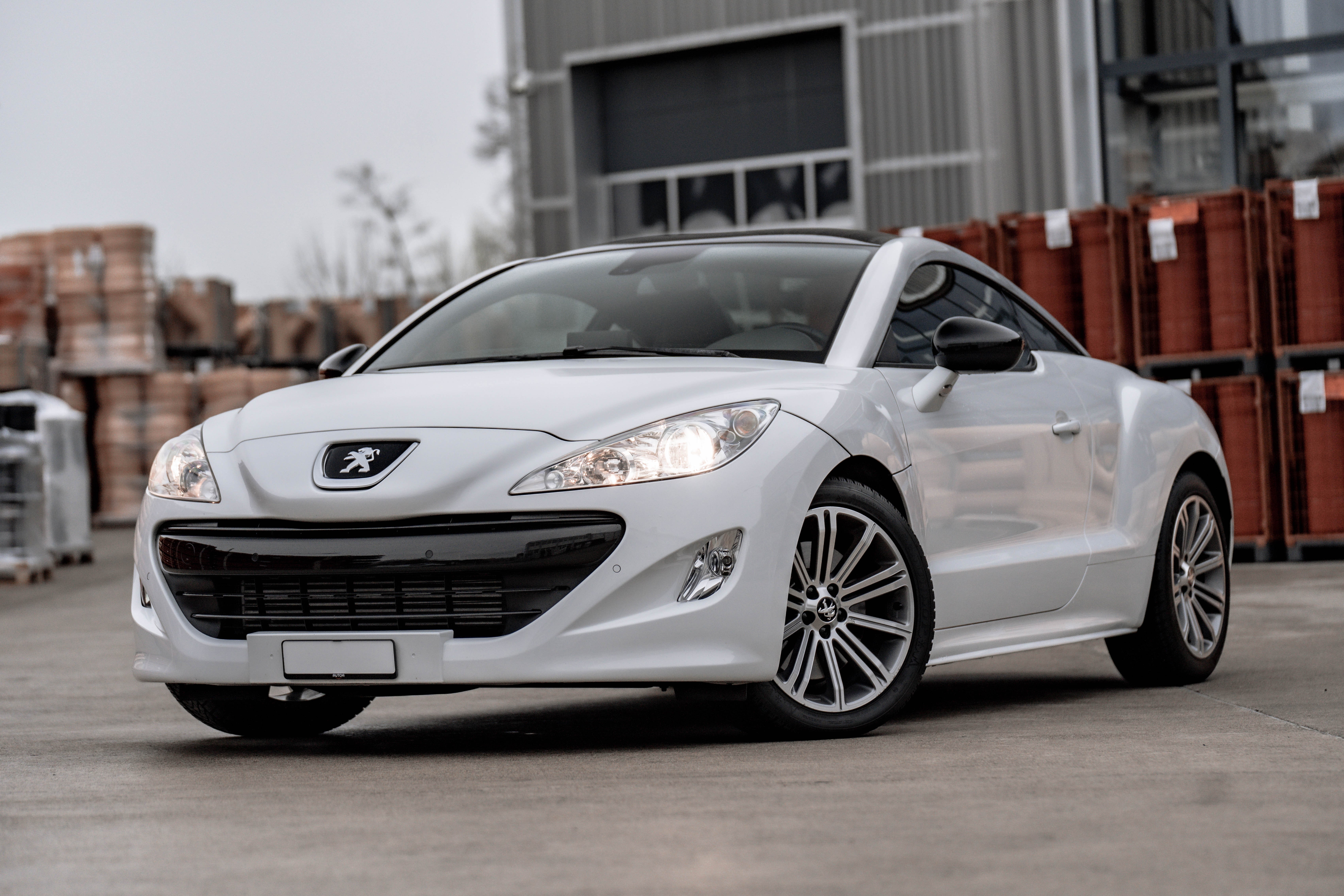 PEUGEOT RCZ 1.6 Turbo Brownstone