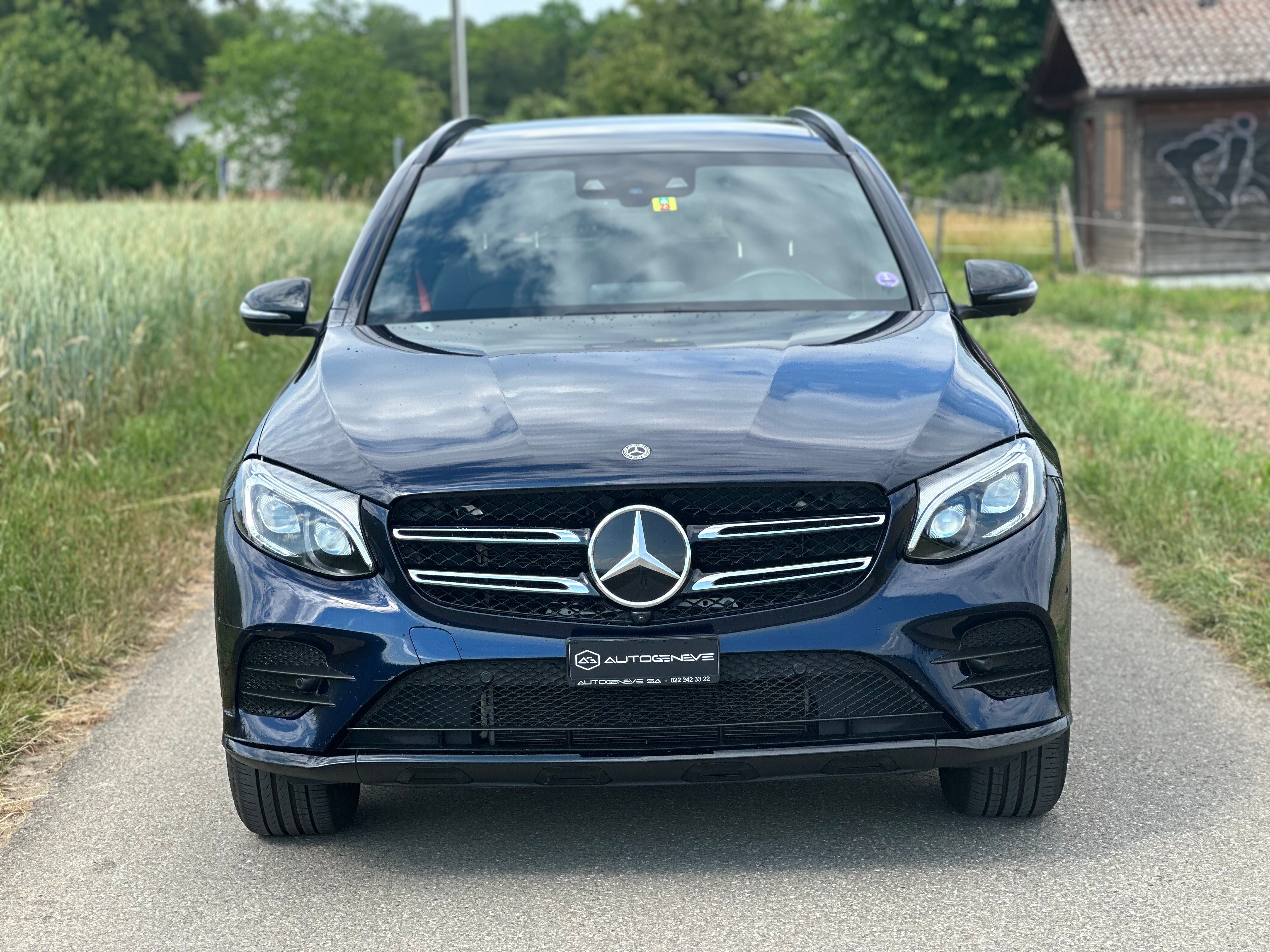 MERCEDES-BENZ GLC 300 4Matic AMG Line 9G-Tronic