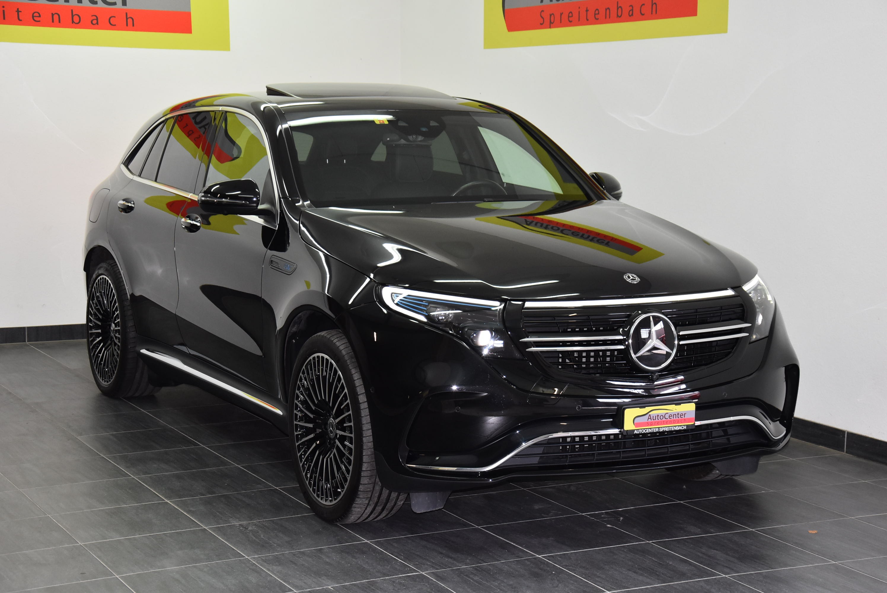 MERCEDES-BENZ EQC 400 AMG Line 4Matic