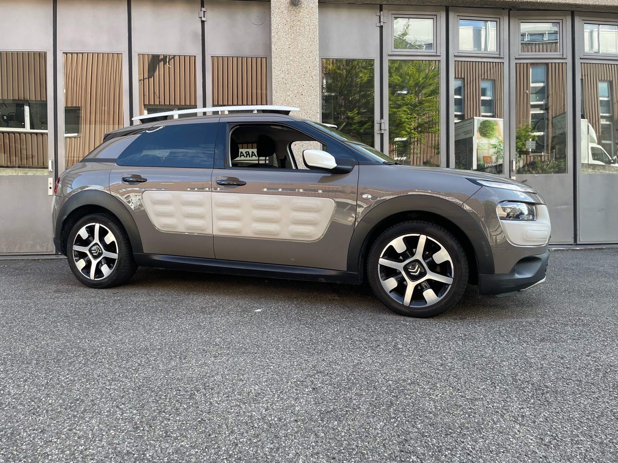 CITROEN C4 Cactus 1.2 VTi Shine