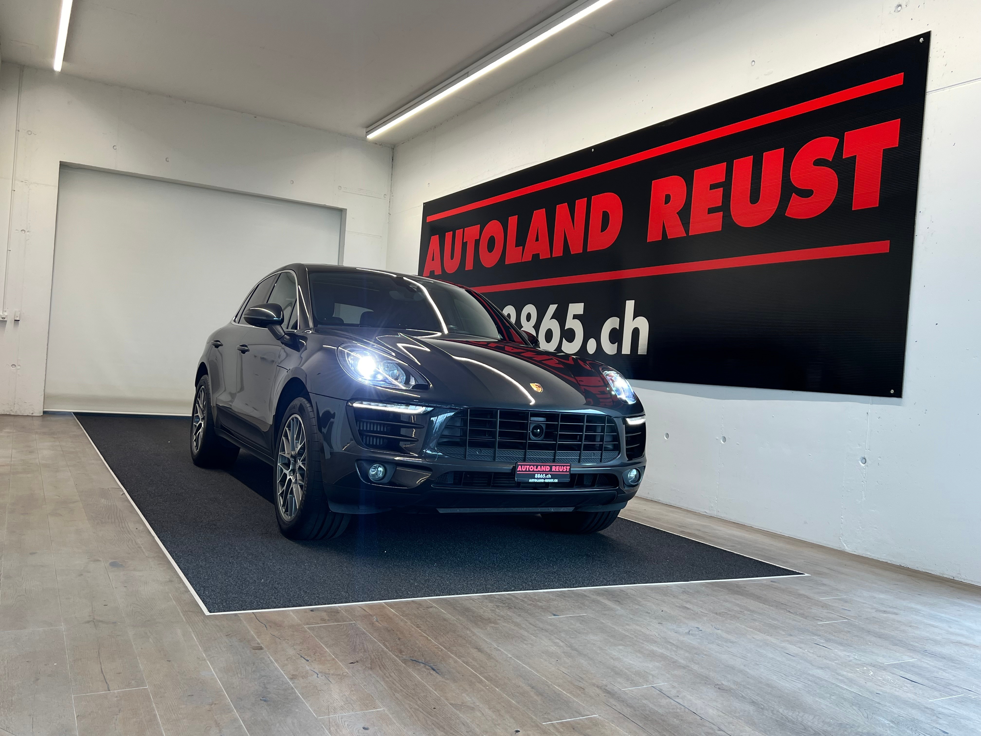 PORSCHE Macan S PDK