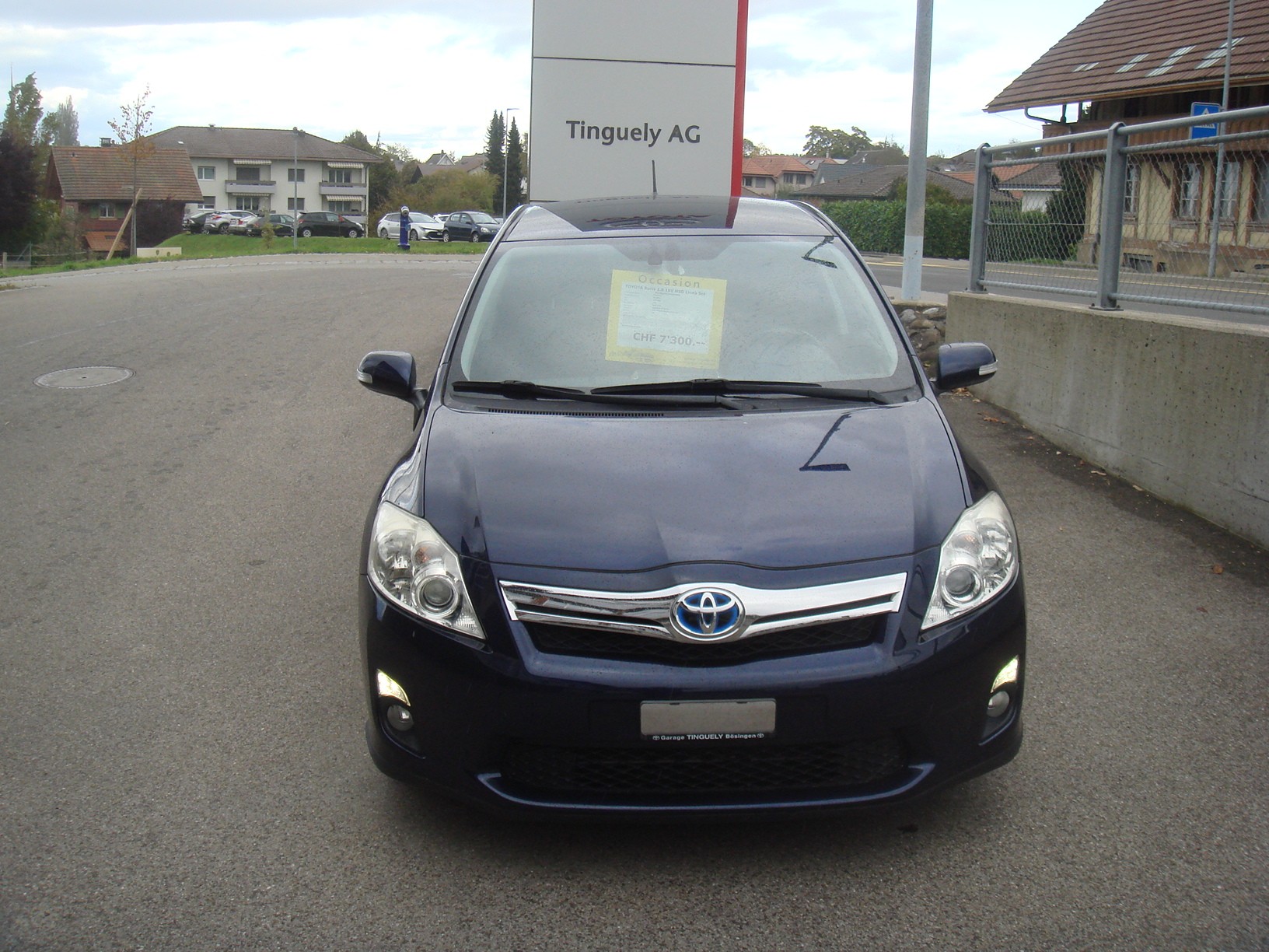 TOYOTA Auris 1.8 16V HSD Linea Sol