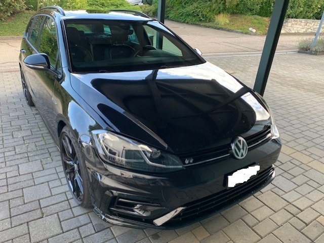 VW Golf Variant 2.0 TSI R 4Motion DSG