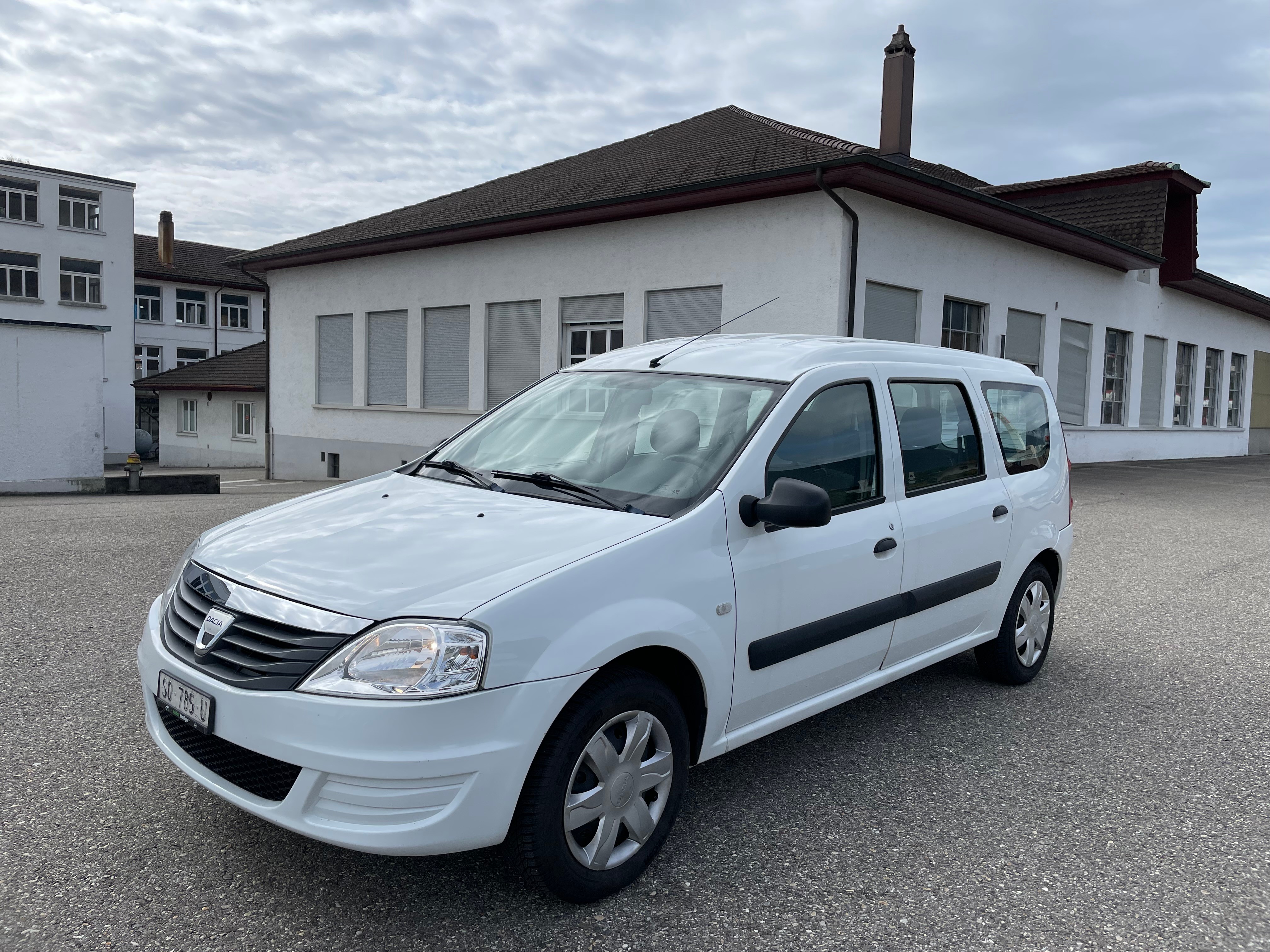 DACIA Logan 1.6 Ambiance