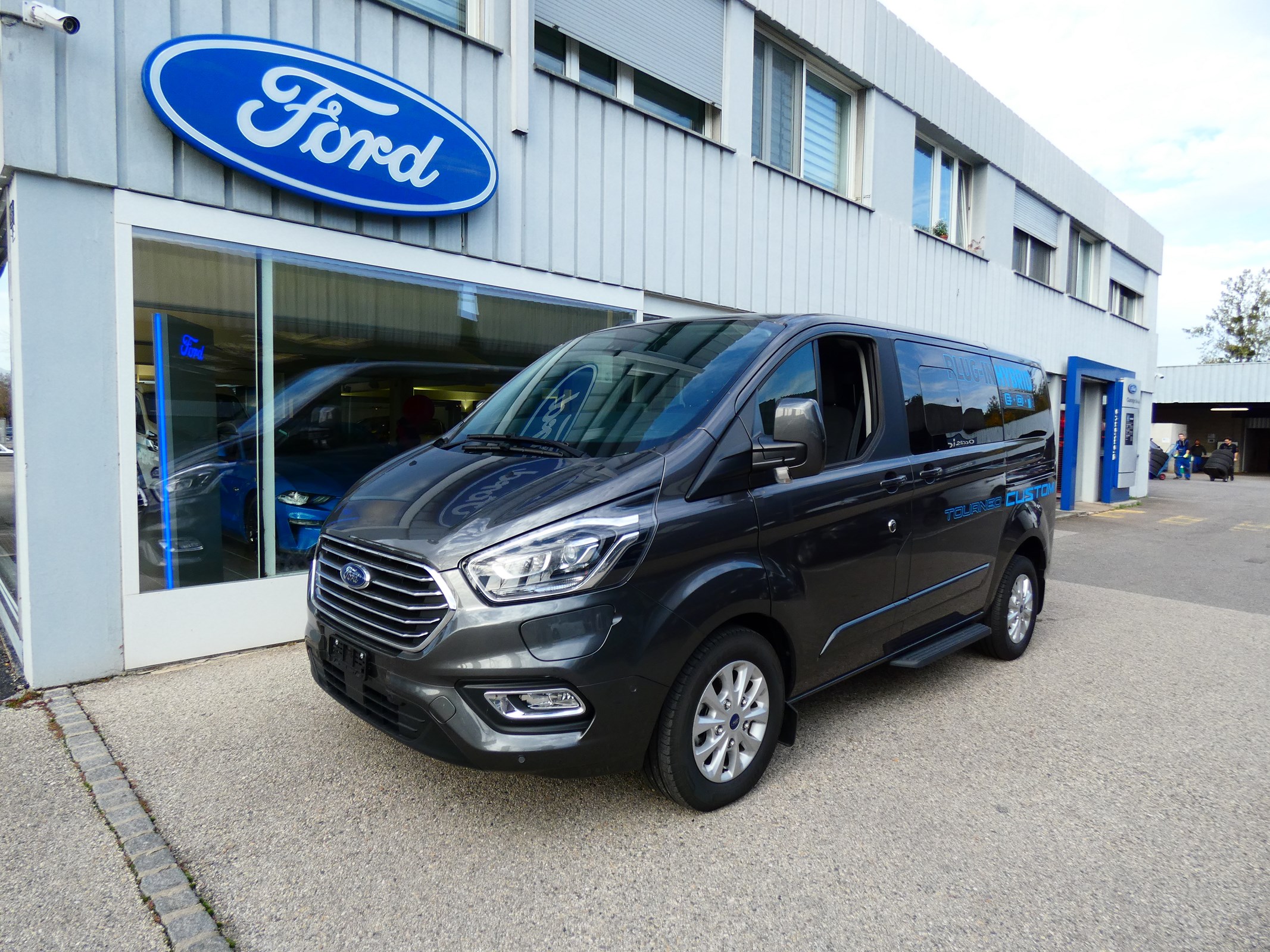 FORD TOURNEO C bus 320 L1 1.0 EcoBo