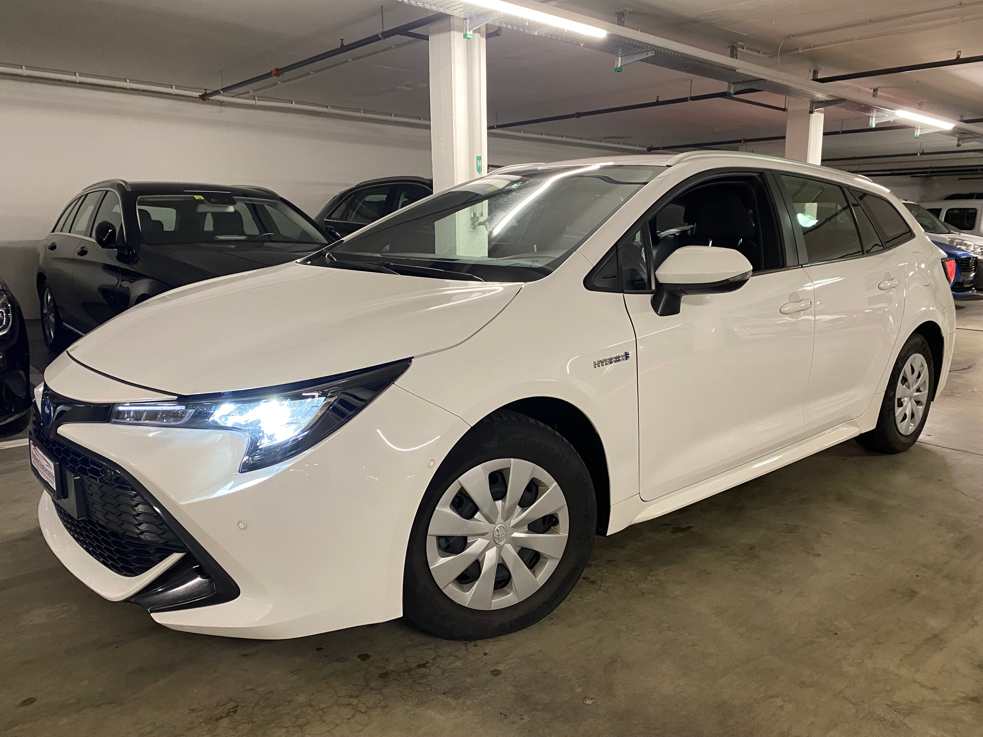 TOYOTA Corolla Touring Sports 1.8 HSD Comfort e-CVT