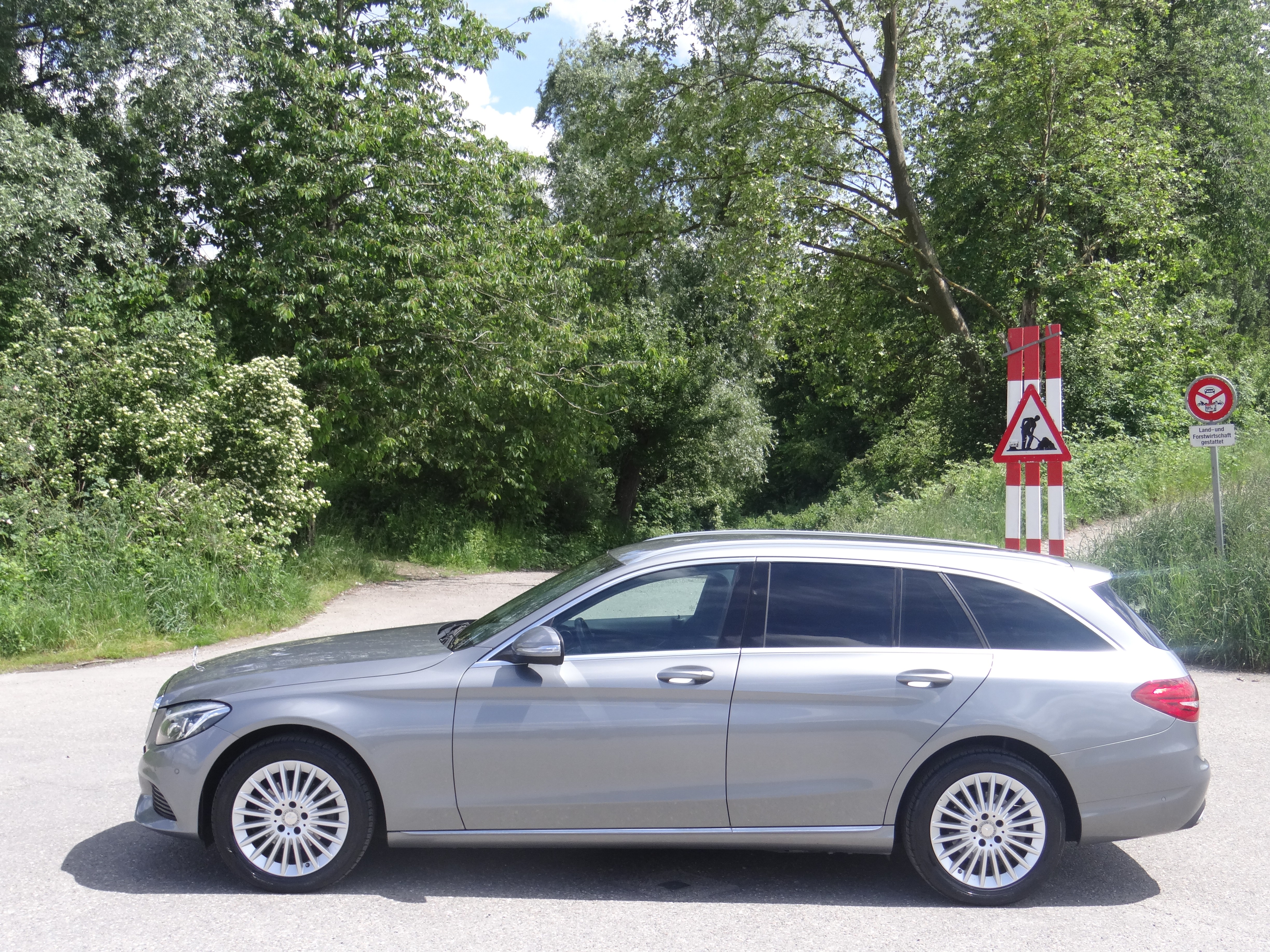 MERCEDES-BENZ C 220 BlueTEC AMG Line 7G-Tronic