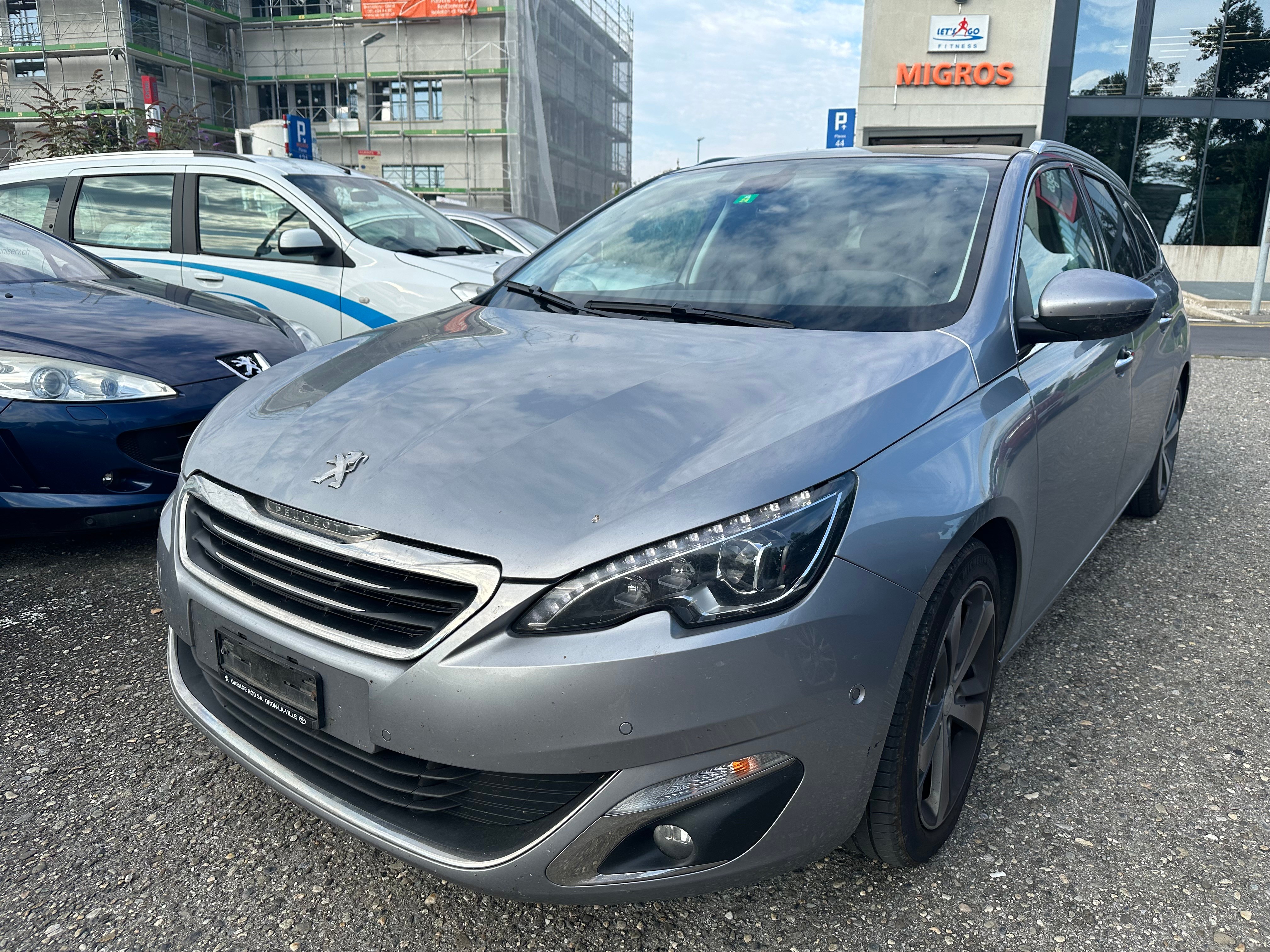 PEUGEOT 308 SW 2.0 BlueHDI Active Automatic