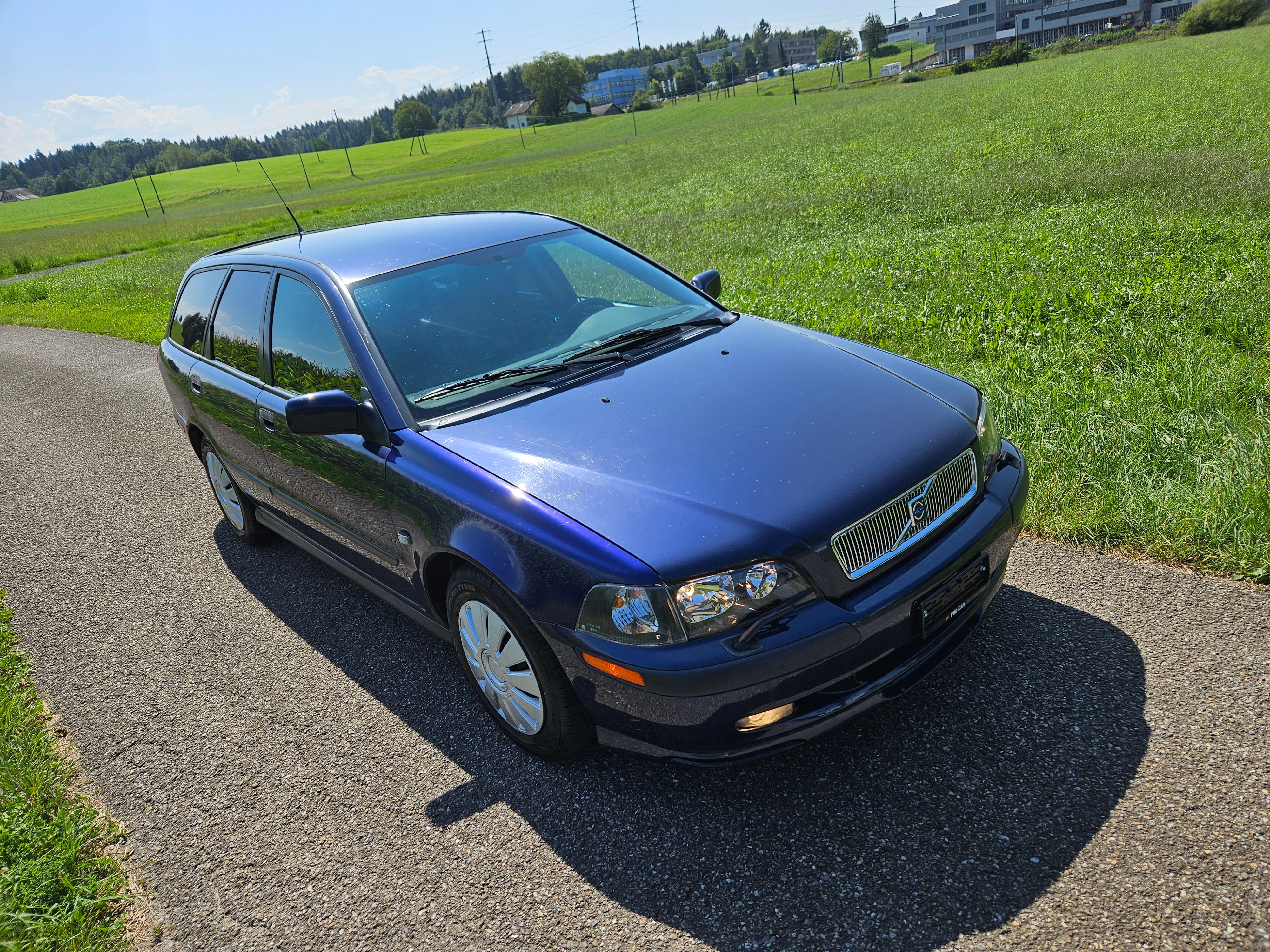 VOLVO V40 2.0T