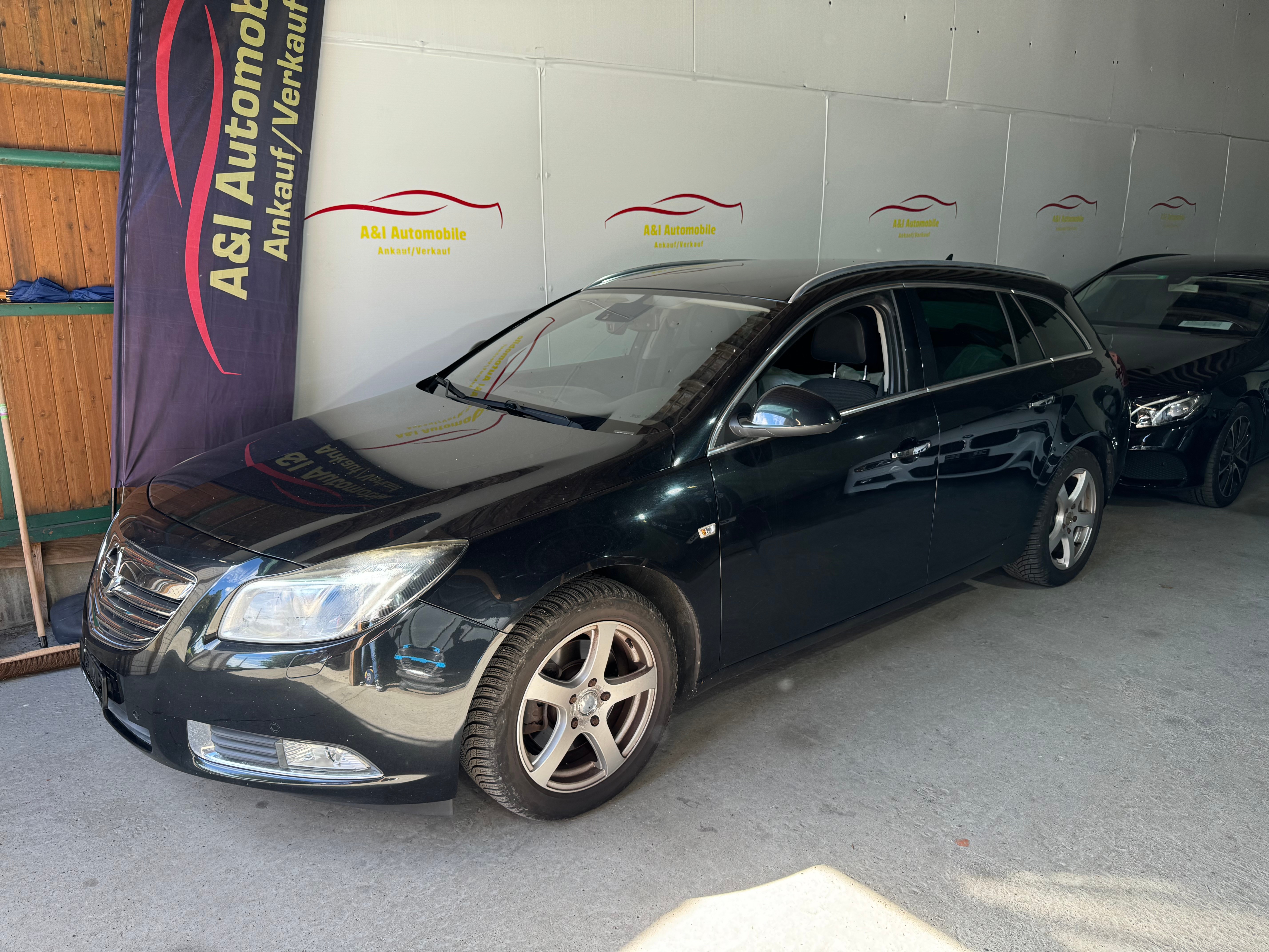 OPEL Insignia Sports Tourer 2.0 Turbo Edition Automatic