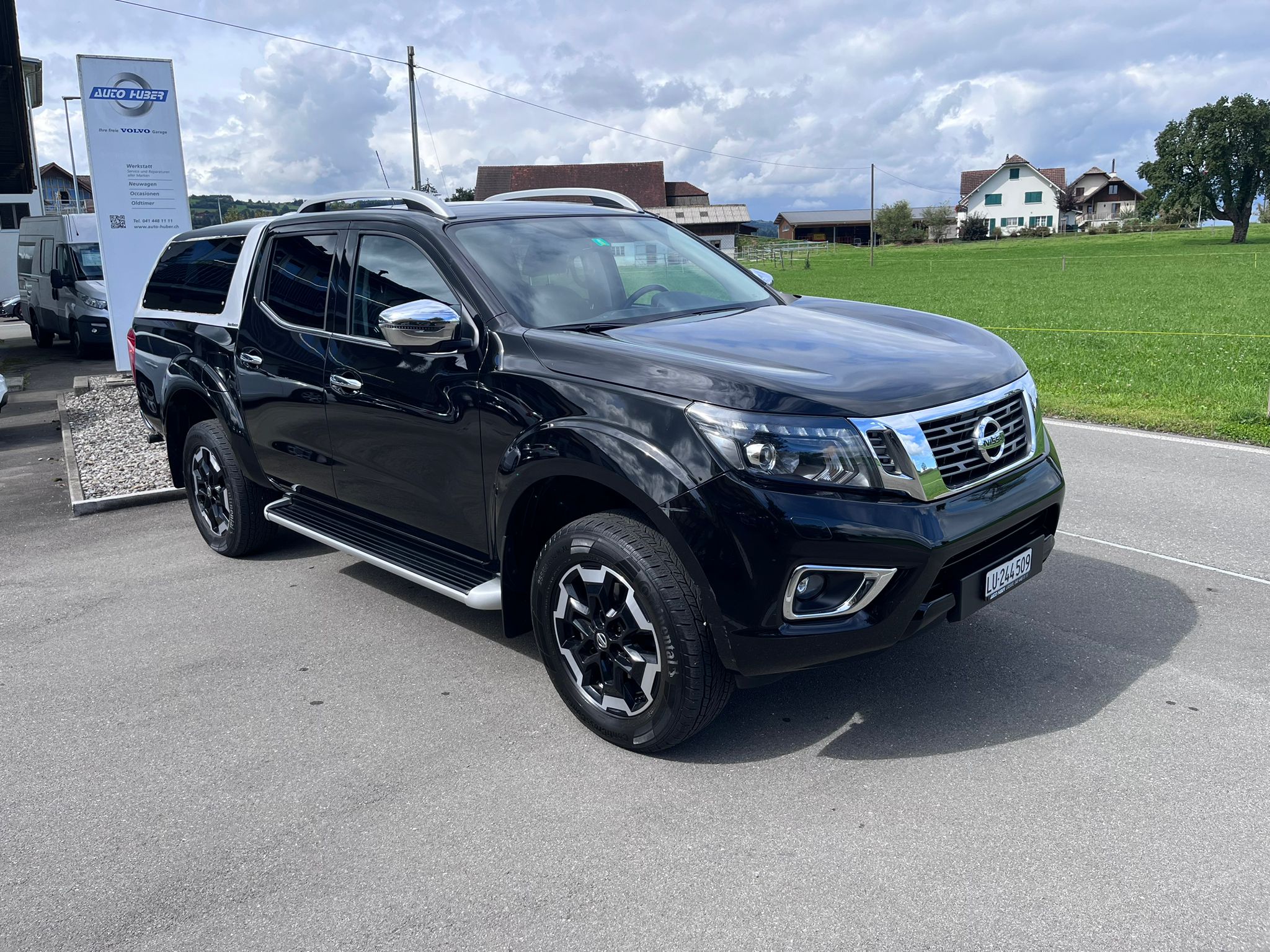 NISSAN Navara Double Cab Acenta 2.3 dCi 4WD