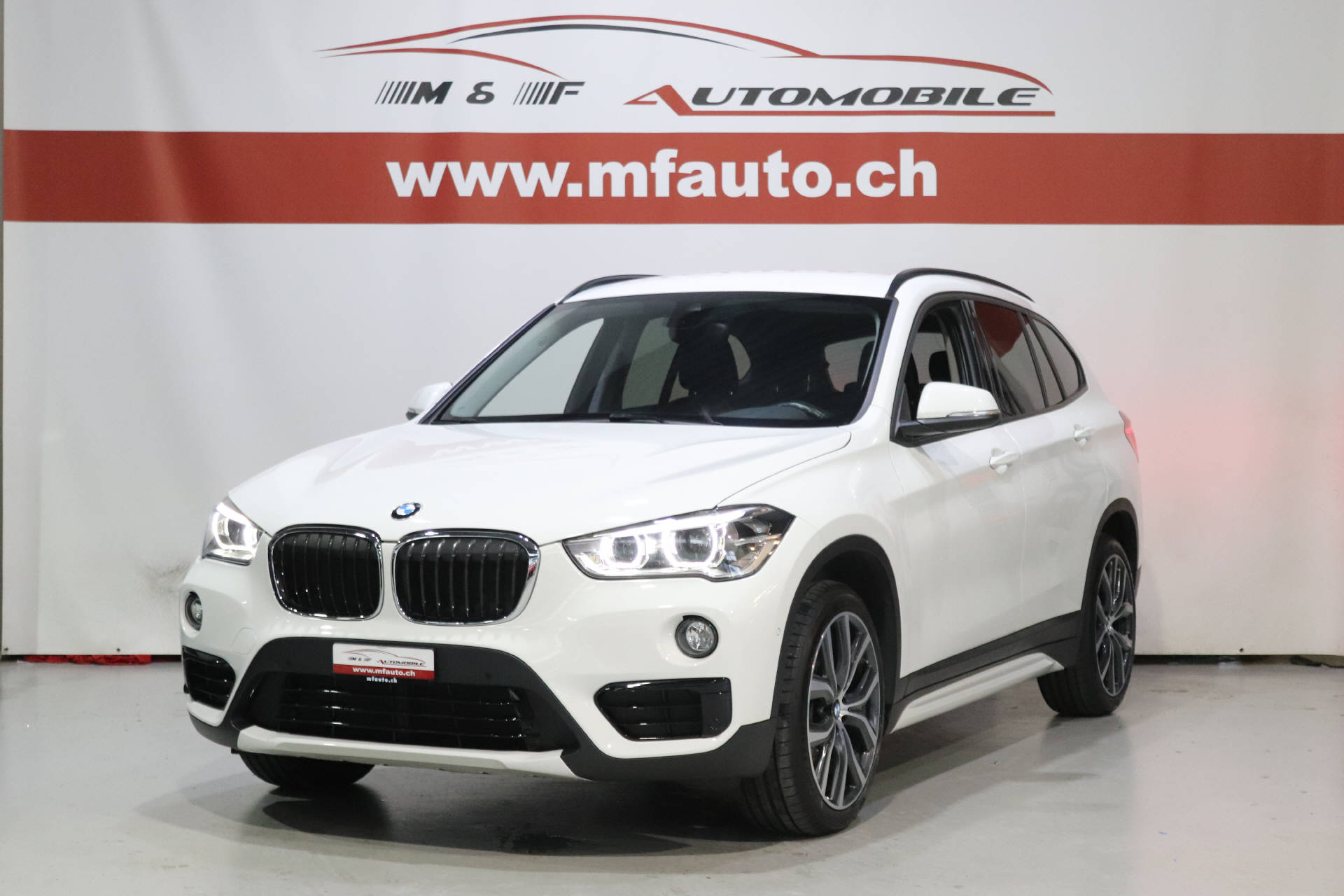 BMW X1 20d sDrive CH FAHRZEUG