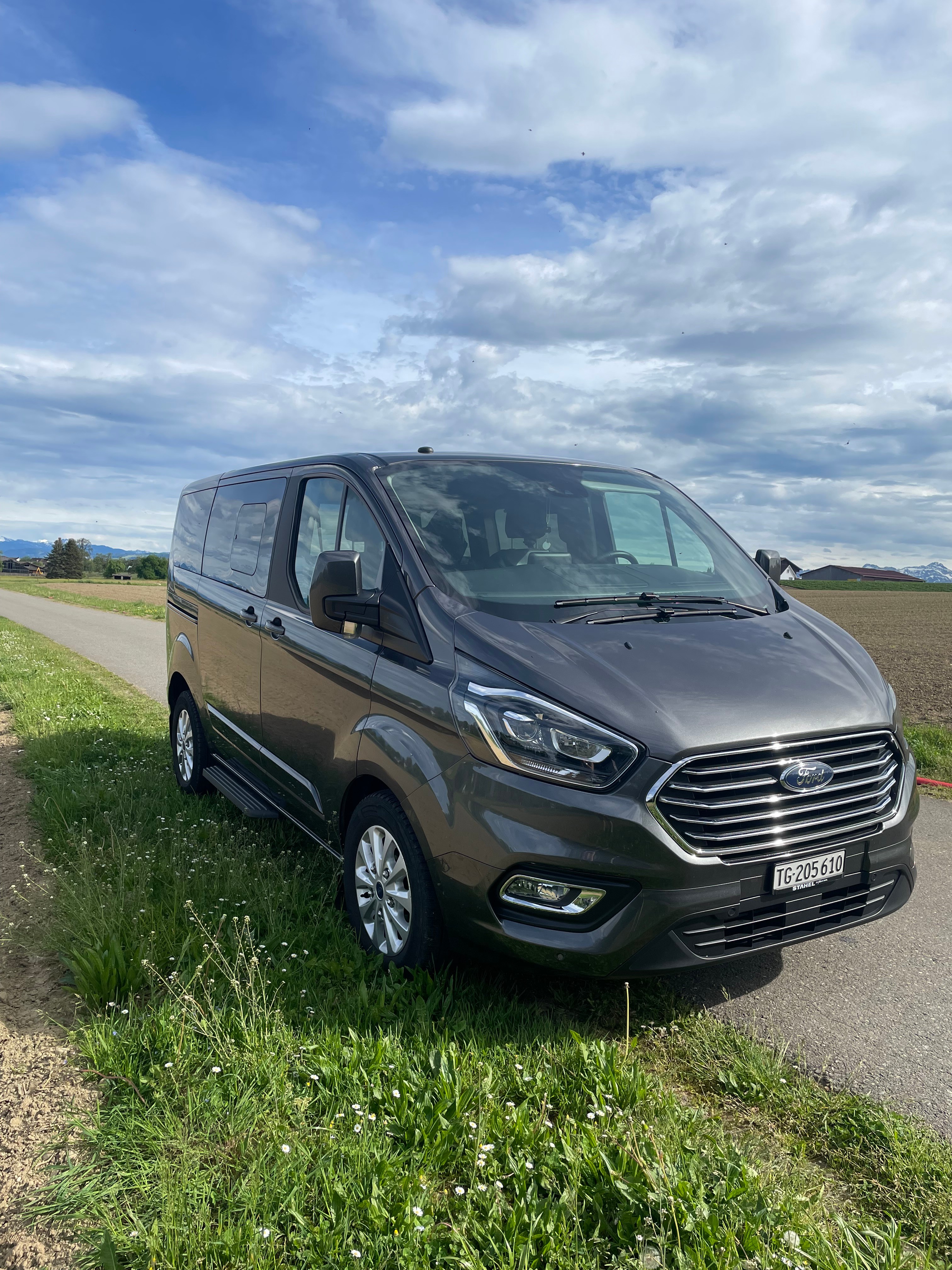 FORD Tourneo Custom 320 L1H1 Titanium PHEV