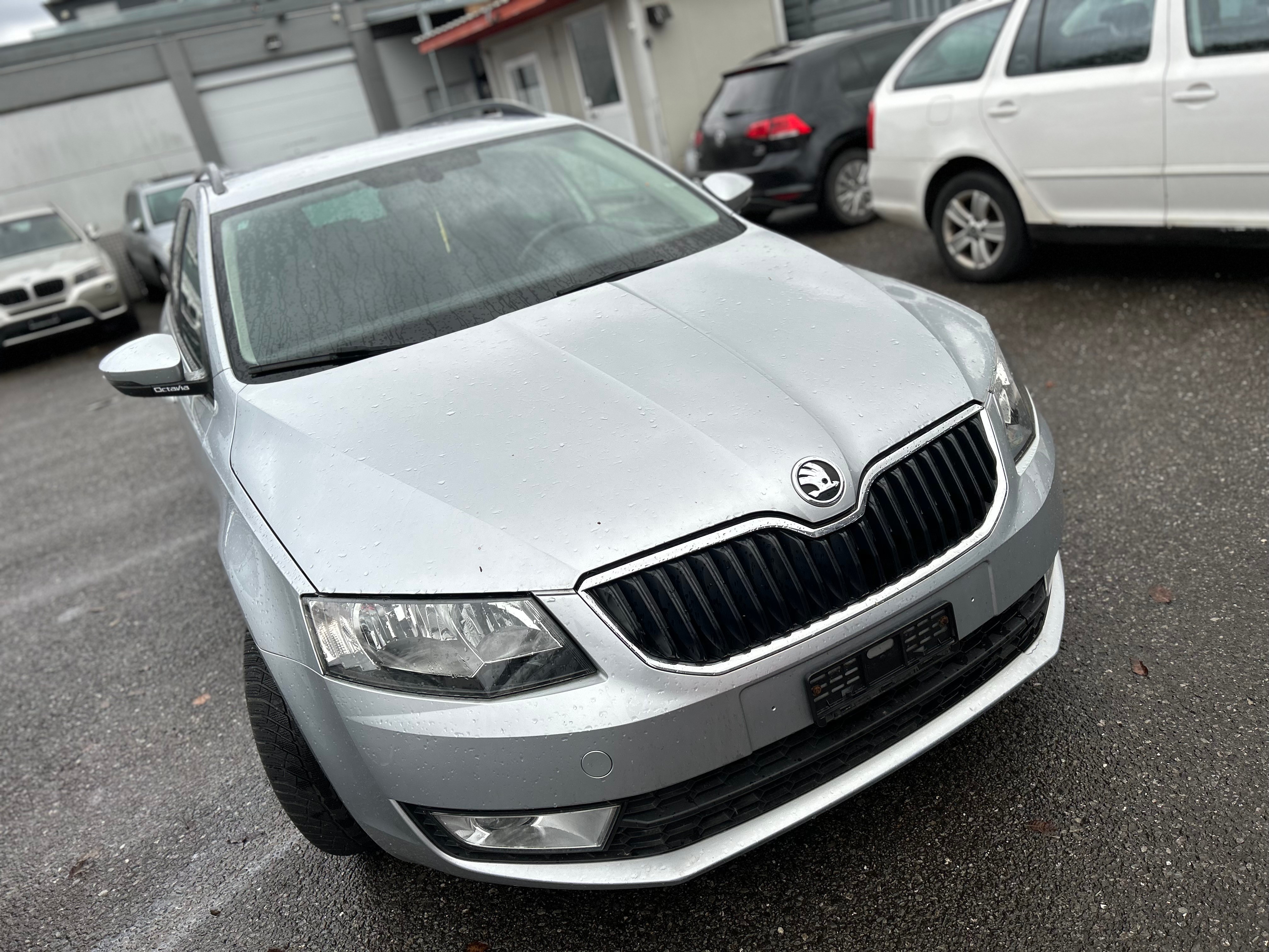 SKODA Octavia Combi 2.0 TDI Elegance 4x4